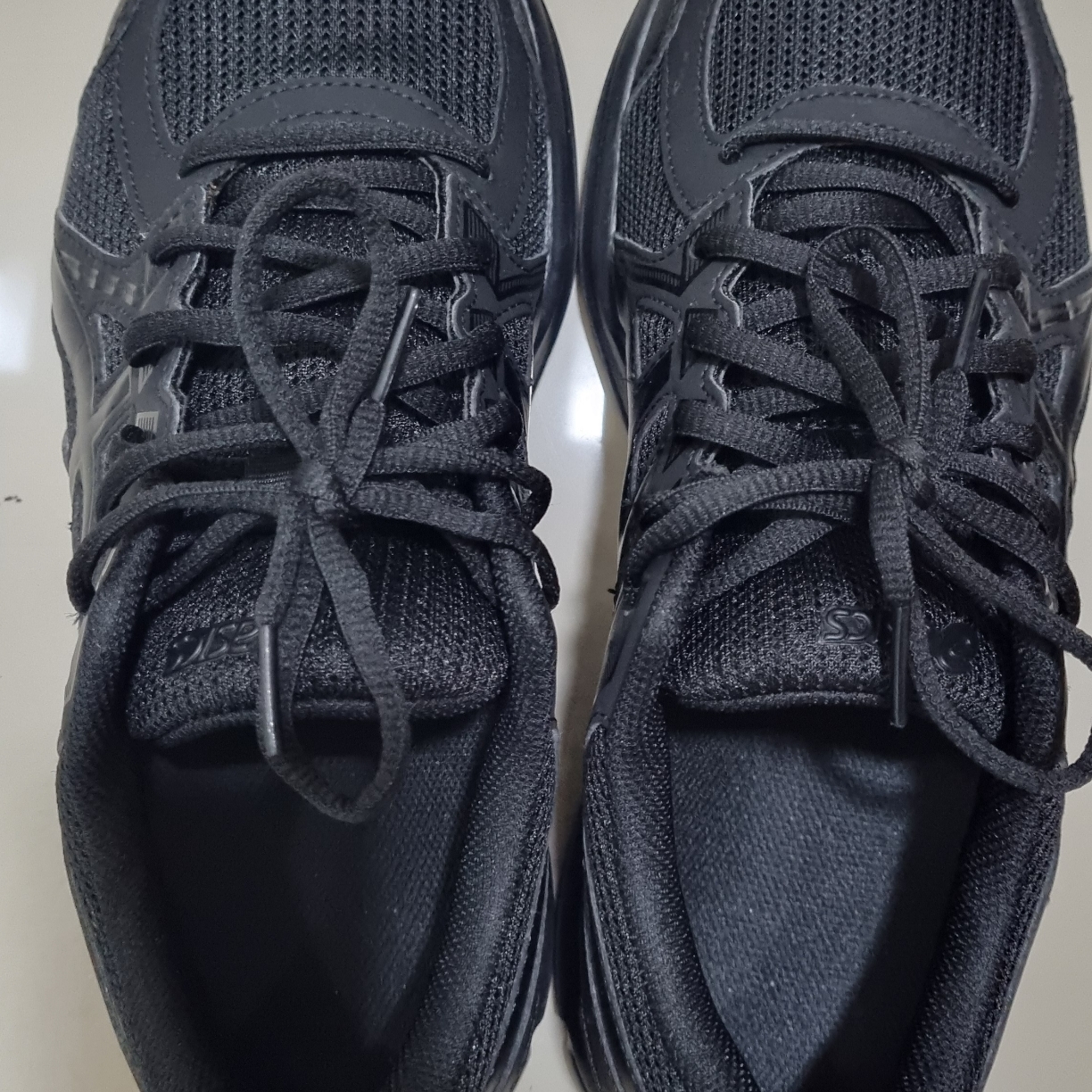 Asics Jog 100 2 Black 착용 스타일