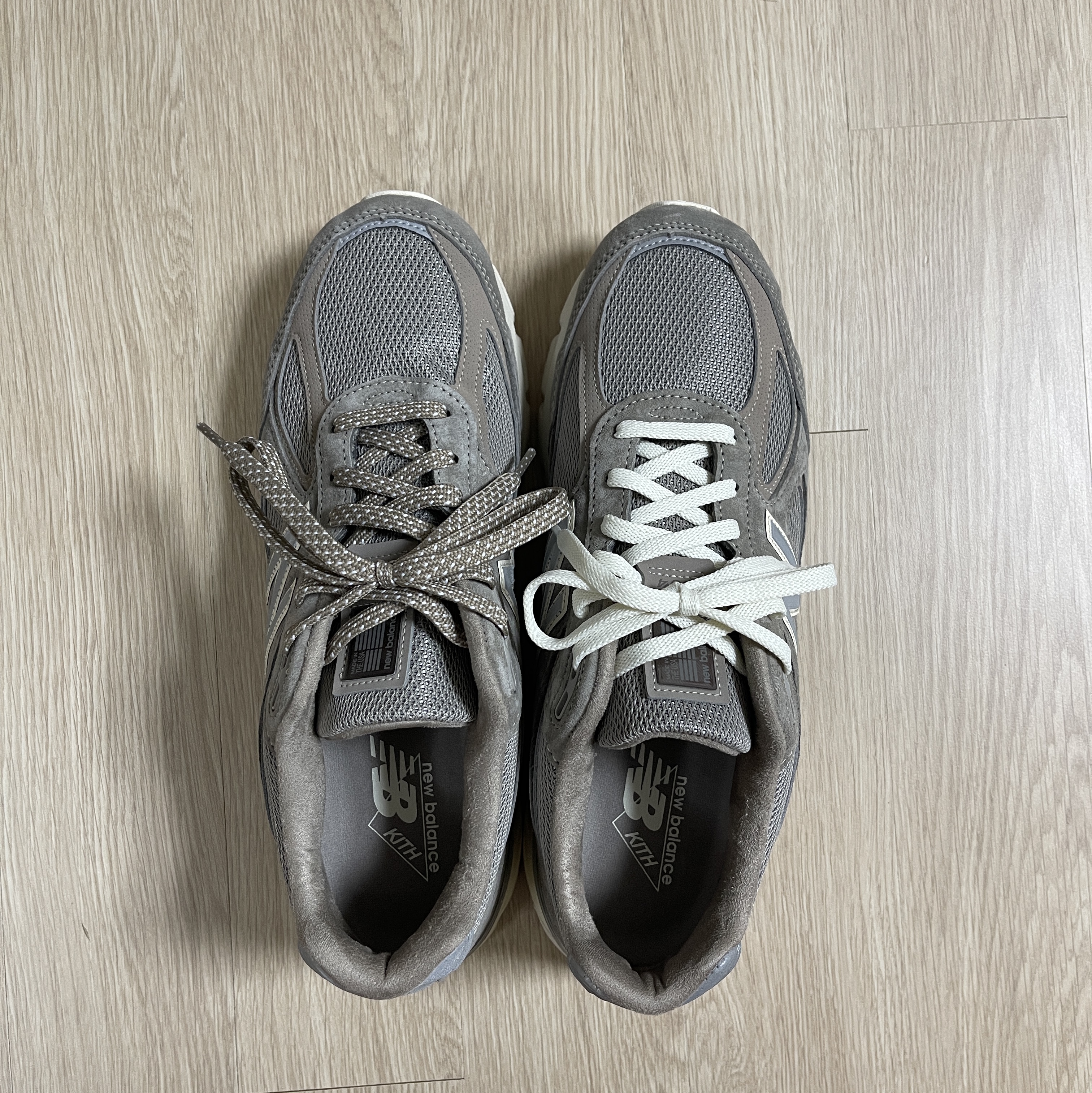 New Balance x Kith 101 990v4 Made in USA Moonrock 착용 스타일 - 5