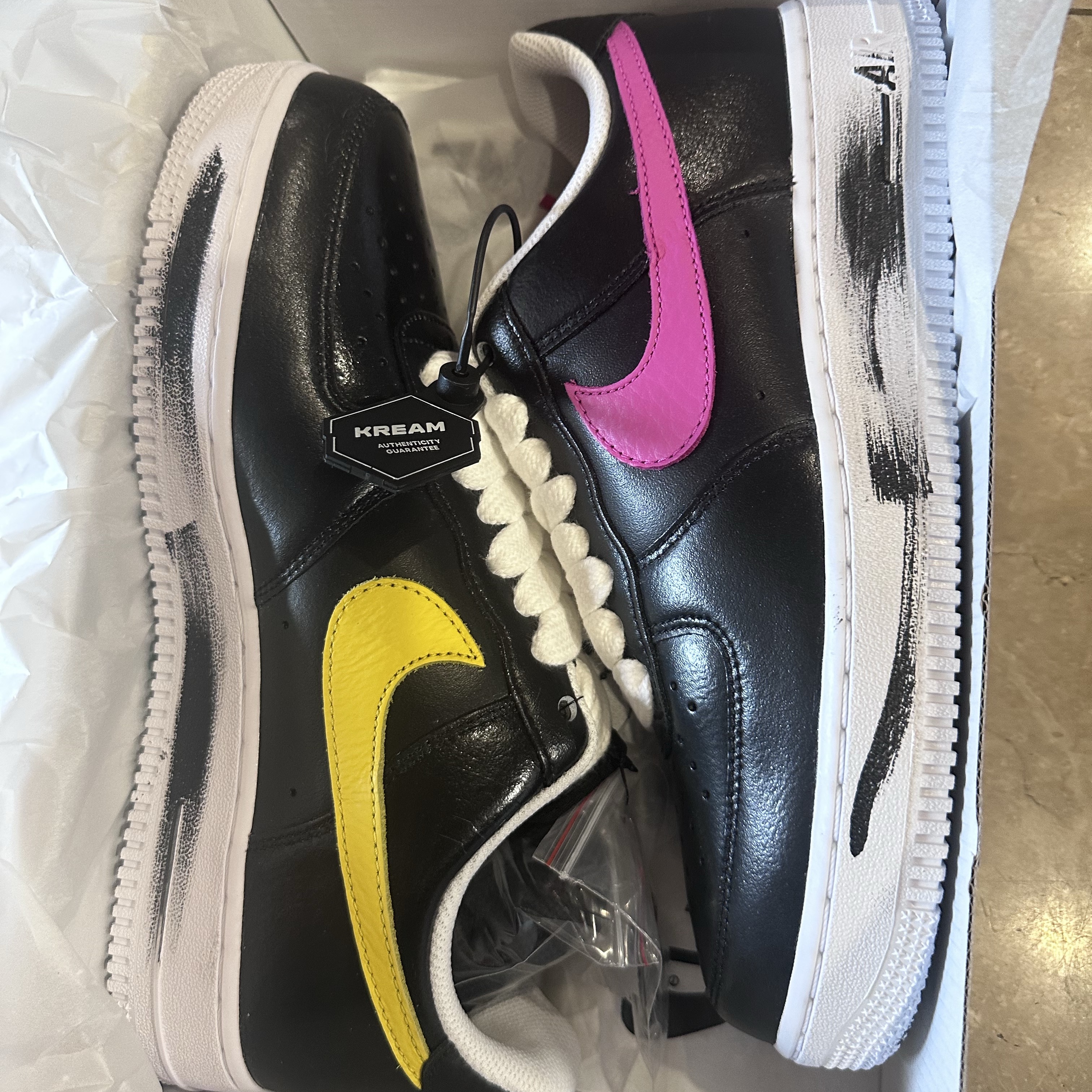 Nike x Peaceminusone Air Force 1 Low Para-Noise 3.0 Black and Multicolor 착용 스타일