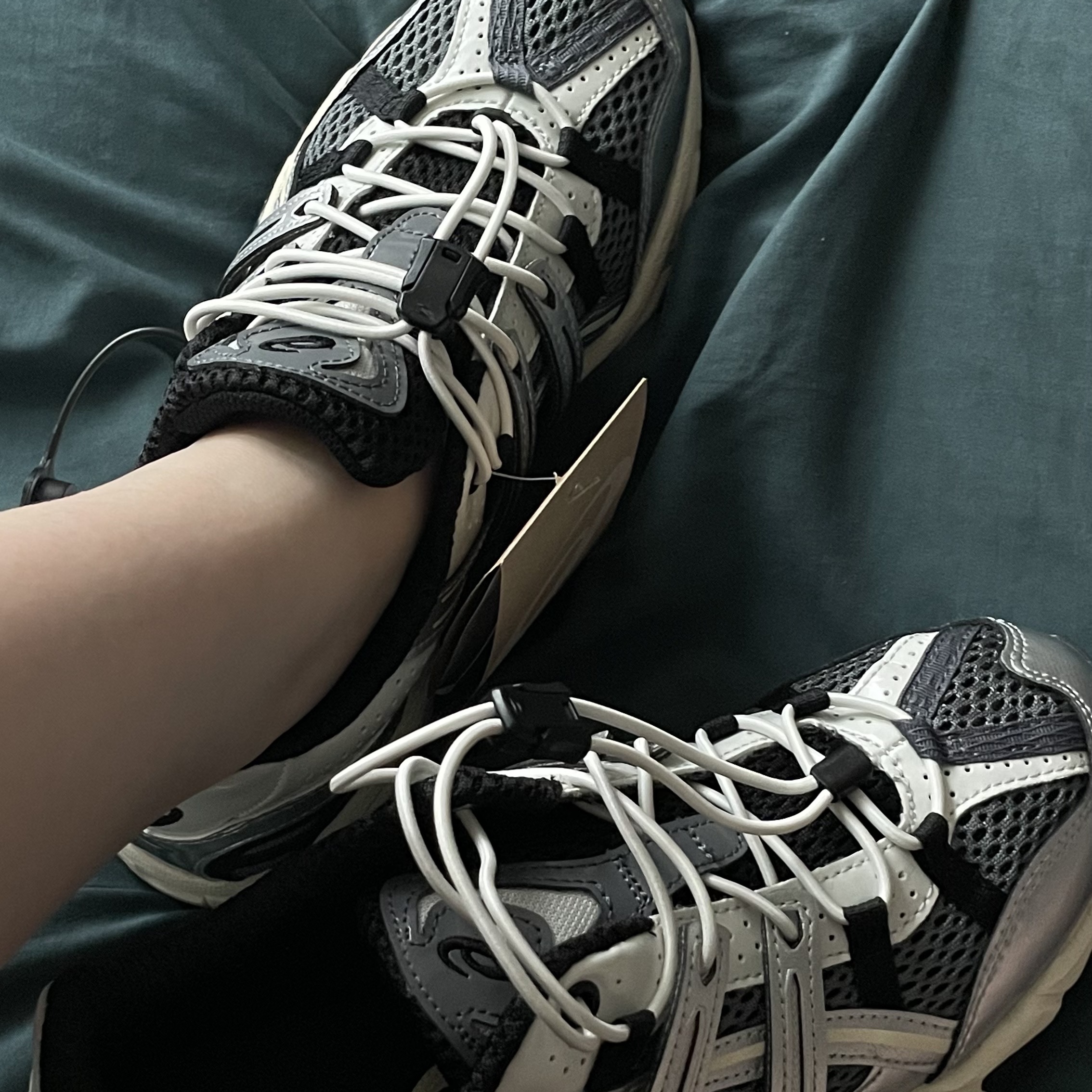 Asics Unlimited Gel-Sonoma 15-50 Steel Grey Pure Silver 착용 스타일 - 2