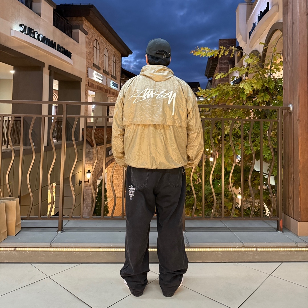 Stussy Stock Low Pro Cap Black, Stussy Beach Shell Wrinkled Nylon Jacket Brown 착용 스타일 - 2