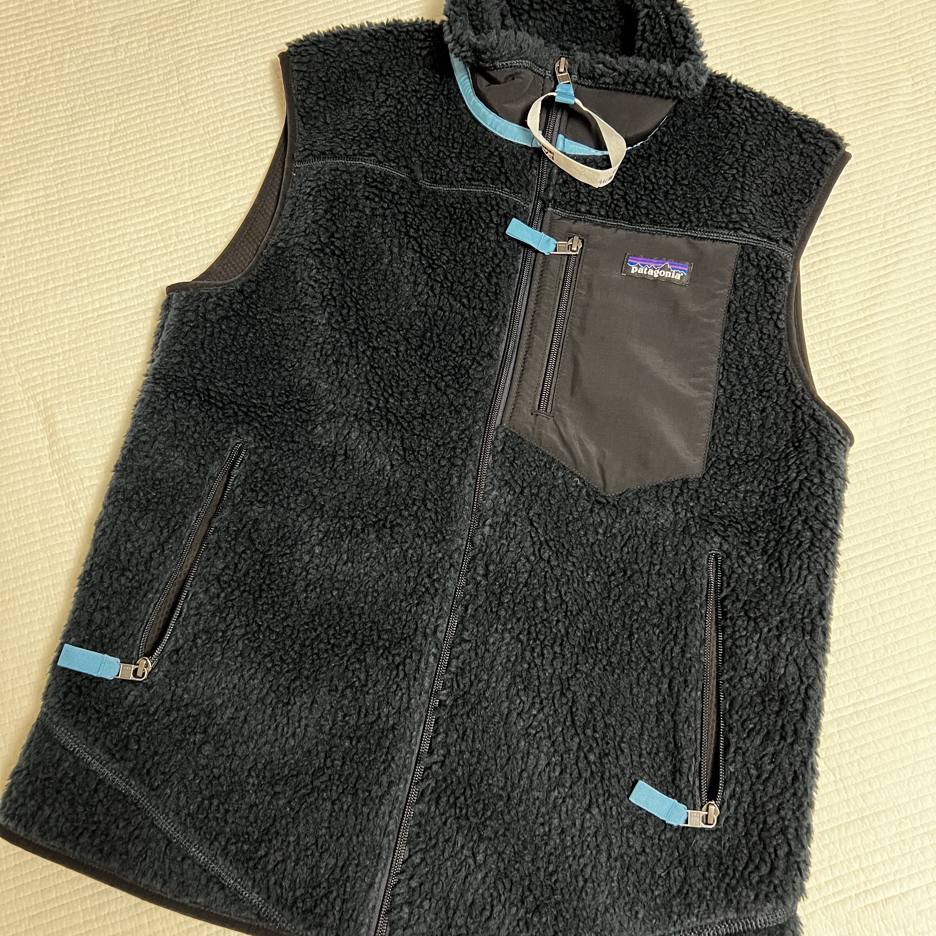 Patagonia Classic Retro-X Vest Pitch Blue 착용 스타일 - 2