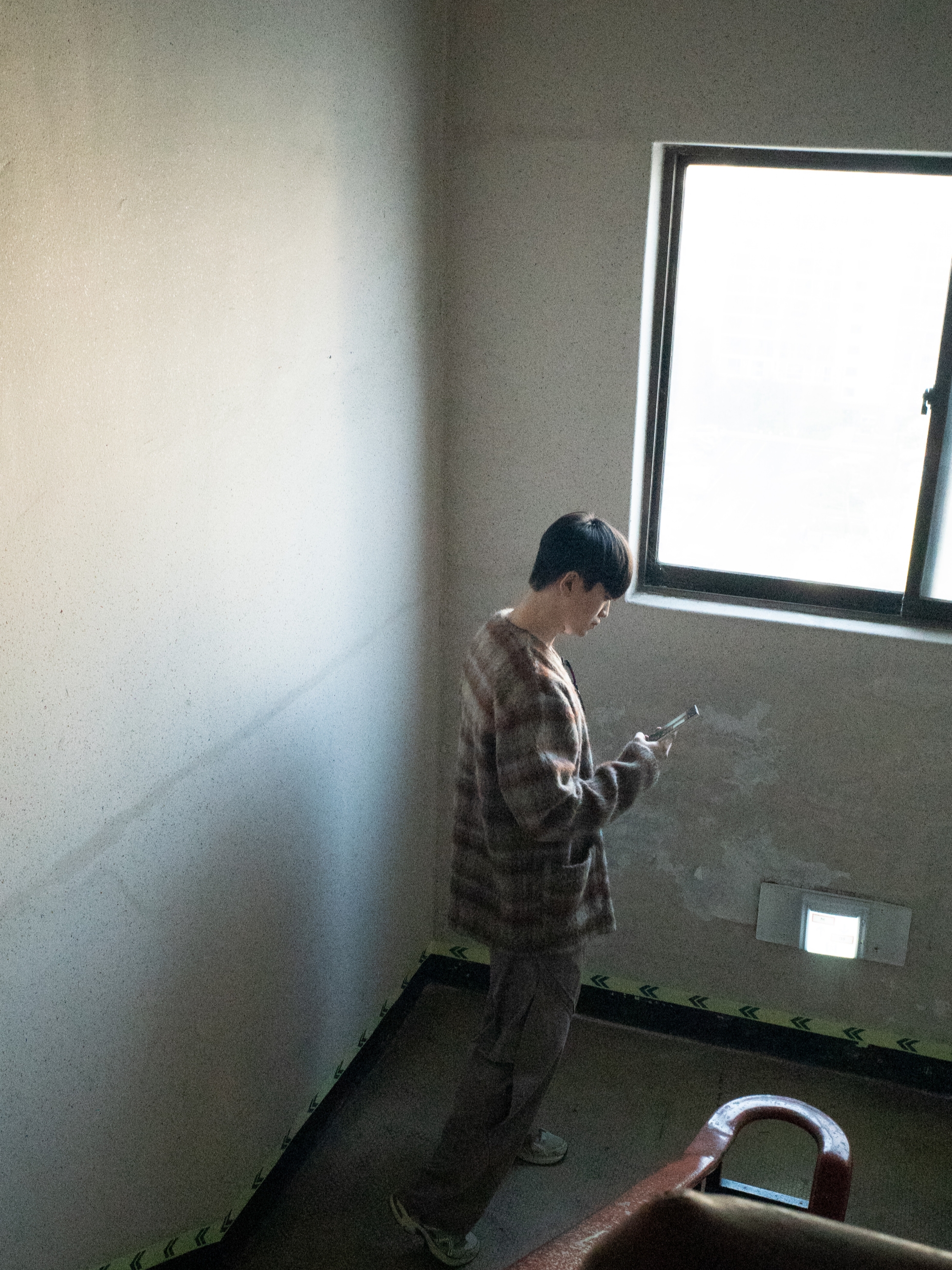Our Legacy Cardigan Mohair Ament Check, Asics Gel-1130 Birch Dark Taupe - Korea Exclusive 착용 스타일 - 4