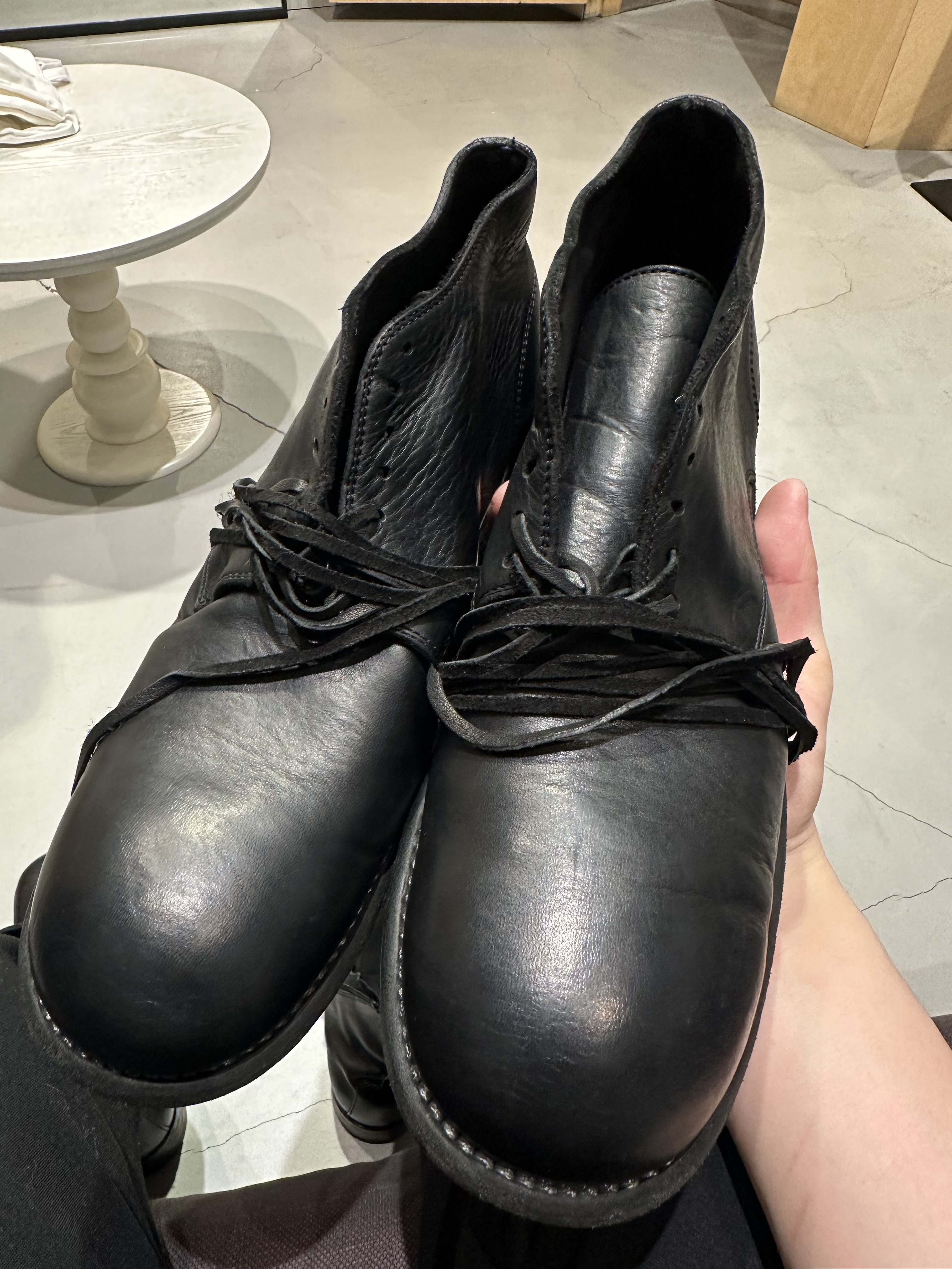 Guidi Soft Horse Full Grain Leather Ankle Boots Black 착용 스타일 - 1
