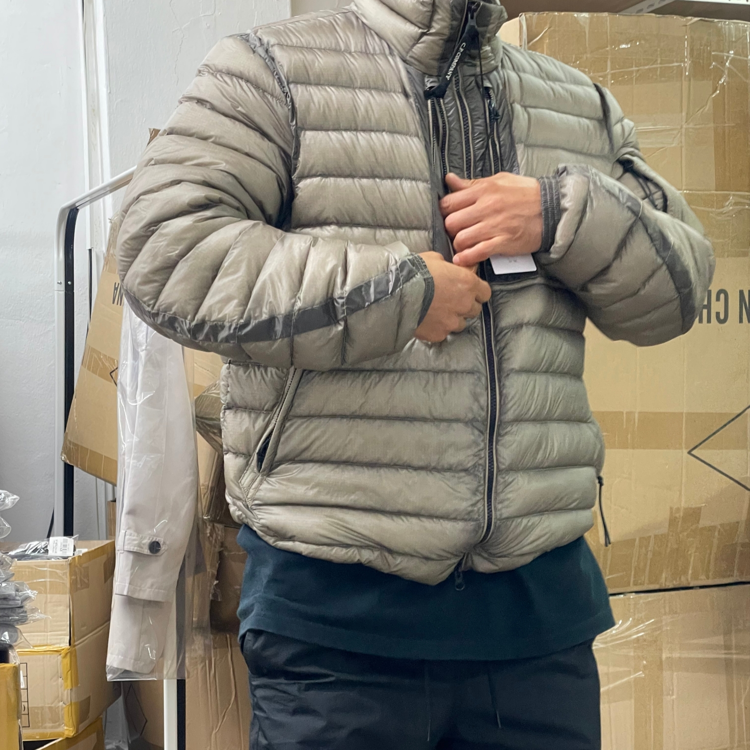 C.P. Company D.D. Shell Collar Zip Down Jacket Black - 24FW 착용 스타일