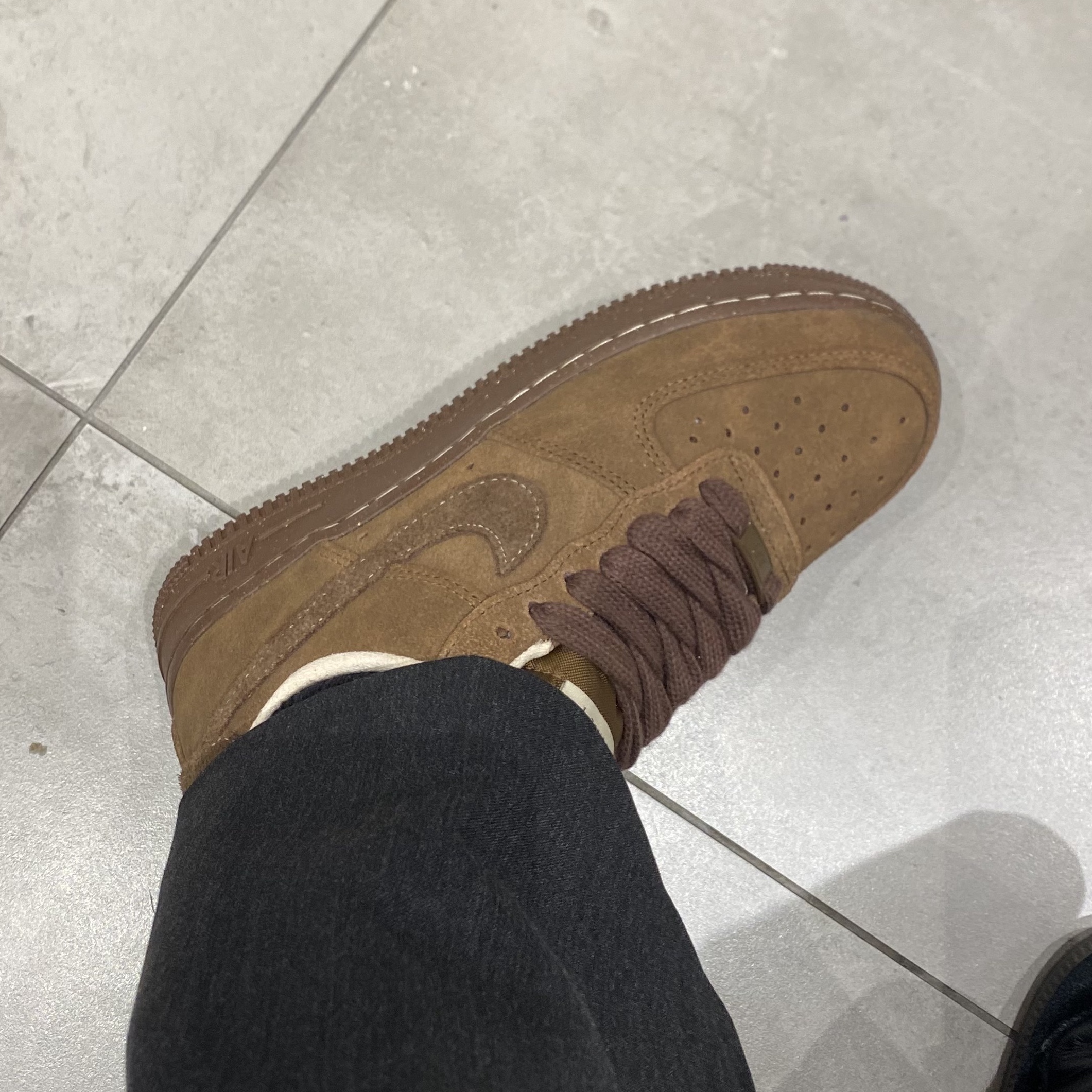 (W) Nike Air Force 1 '07 Cacao Wow 착용 스타일