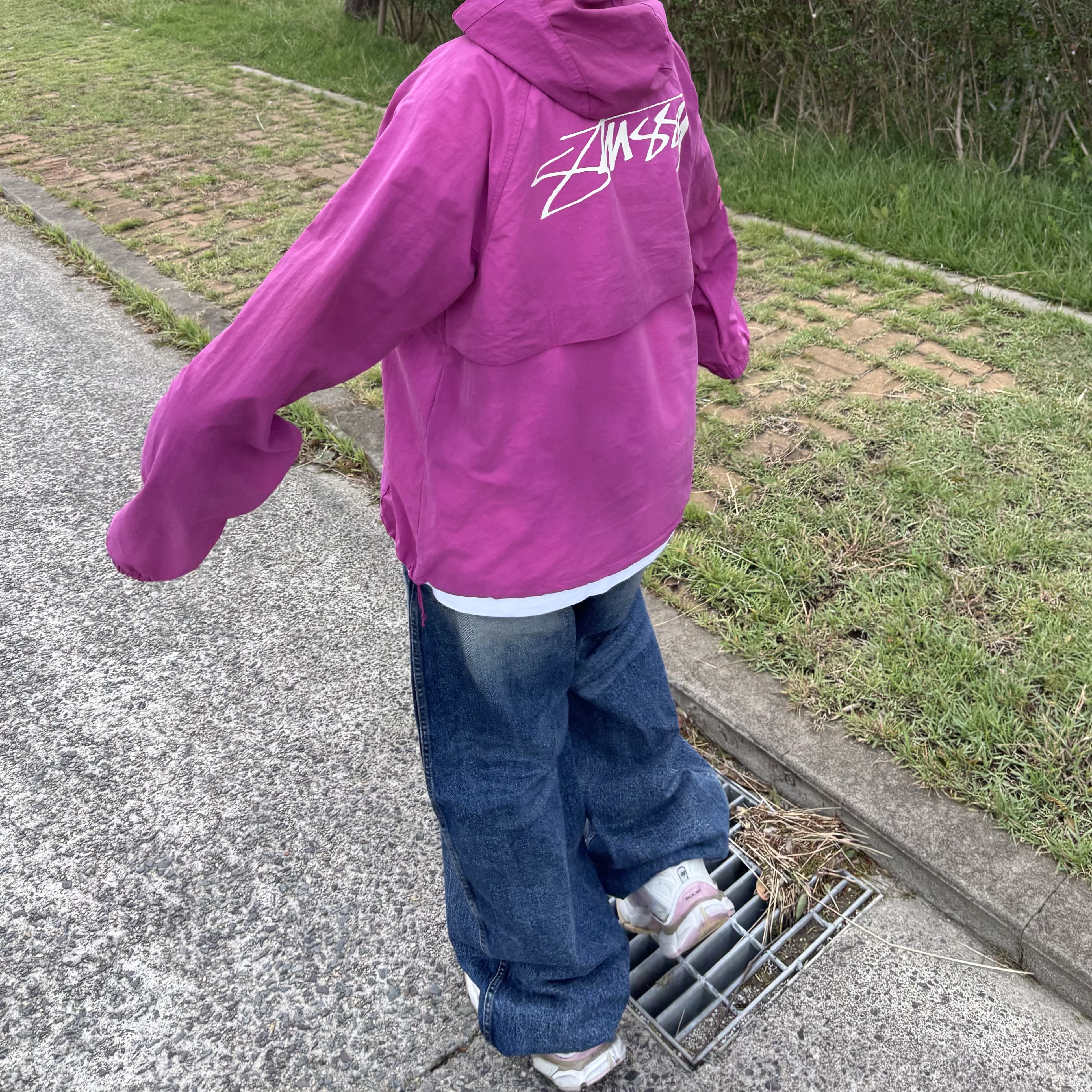 Stussy Wave Dye Beach Shell Jacket Berry, Nonnod Double pocket Japanese Denim Mid Blue 착용 스타일