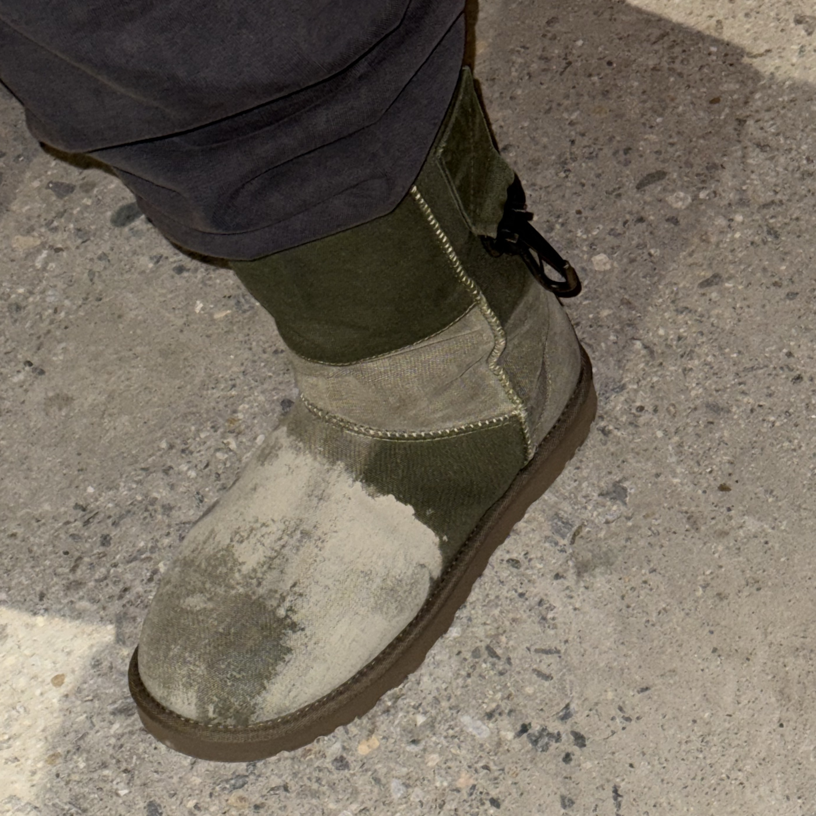 UGG x Gallery Dept. Canvas Boot Green 착용 스타일 - 3