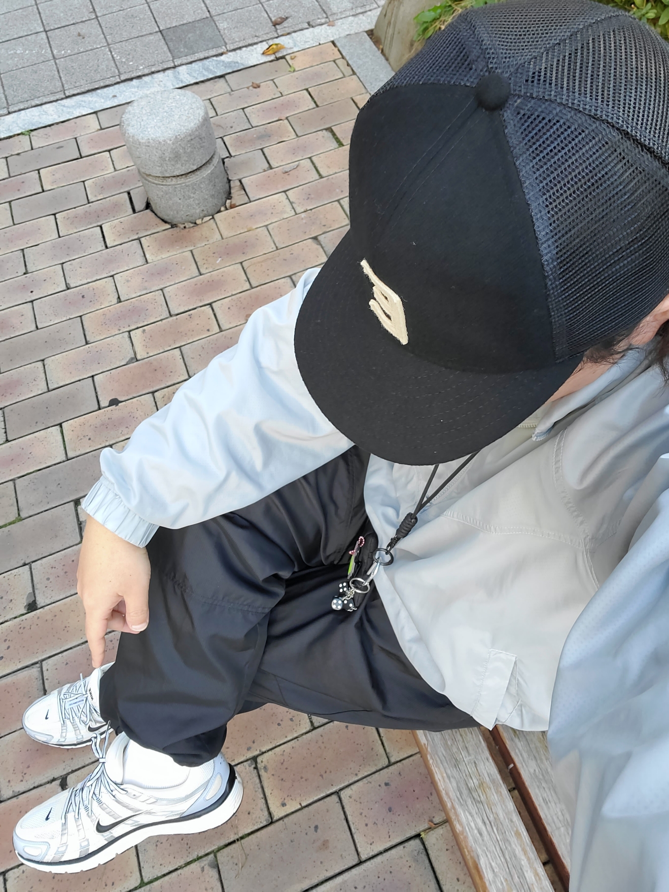 (W) Nike P-6000 Coconut Milk Metallic Silver, Nike NSW Unlined Woven Windrunner Anorak Jacket Smoke Grey Heather - Asia 착용 스타일