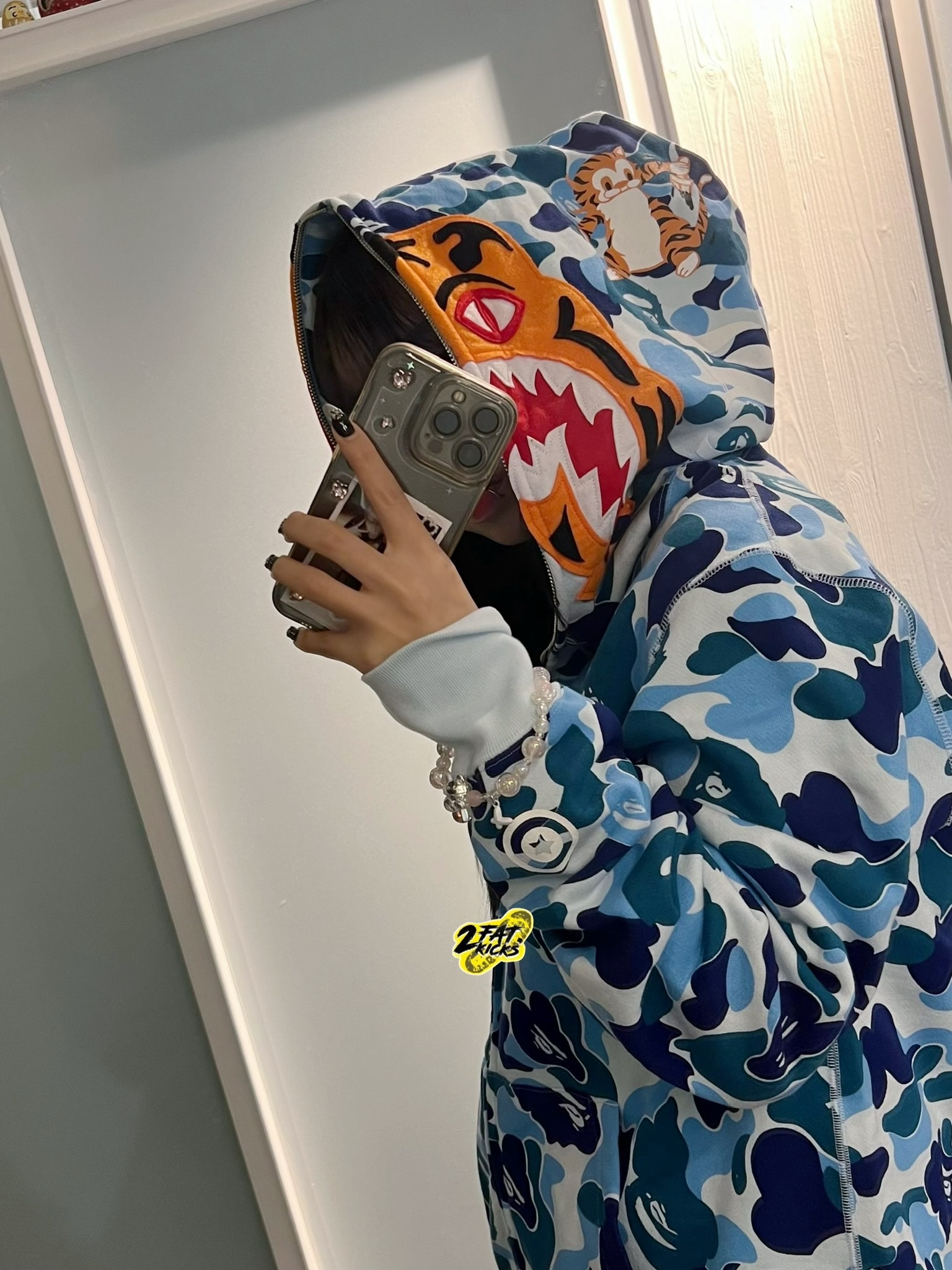 BAPE ABC Camo Tiger Full Zip Hoodie Army Green, BAPE ABC Camo Tiger Full Zip Hoodie Pink 착용 스타일 - 5