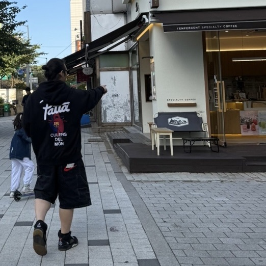 Jordan 5 x Paris Saint-Germain Retro Black, Supreme x Nike Denim Short Black - 24SS 착용 스타일 - 2