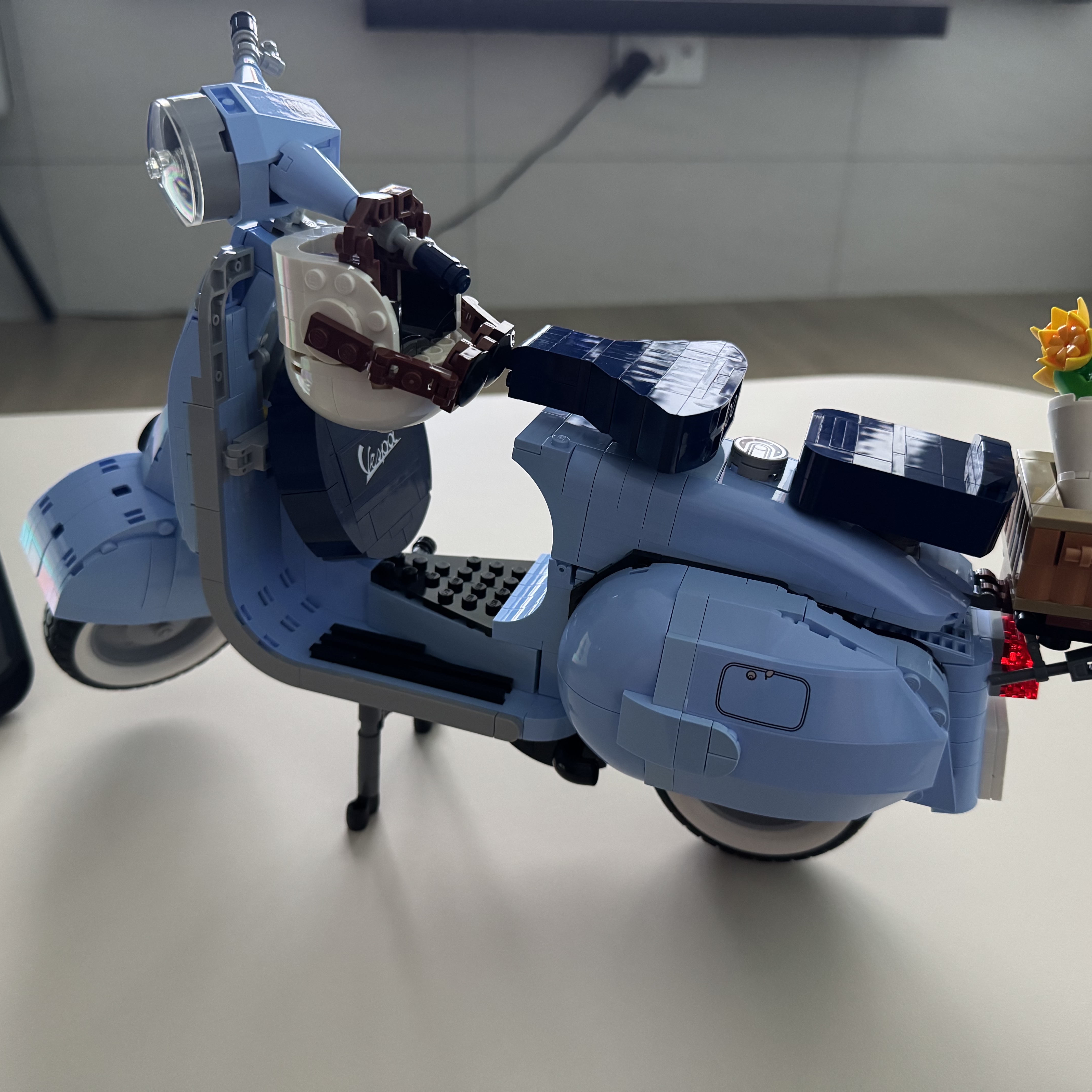 Lego Vespa 125 착용 스타일