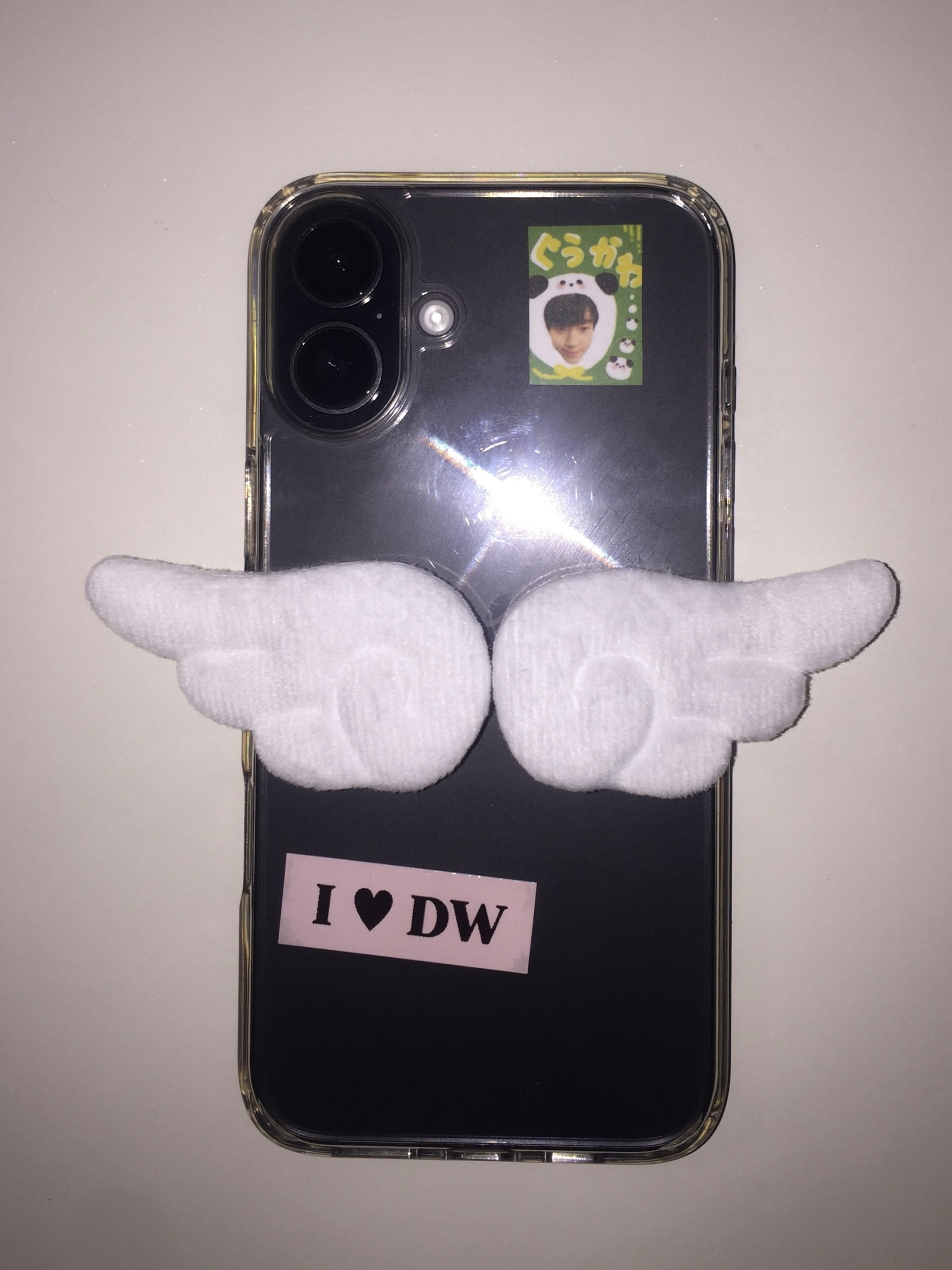 Apple iPhone 16 Plus 128GB Black 착용 스타일