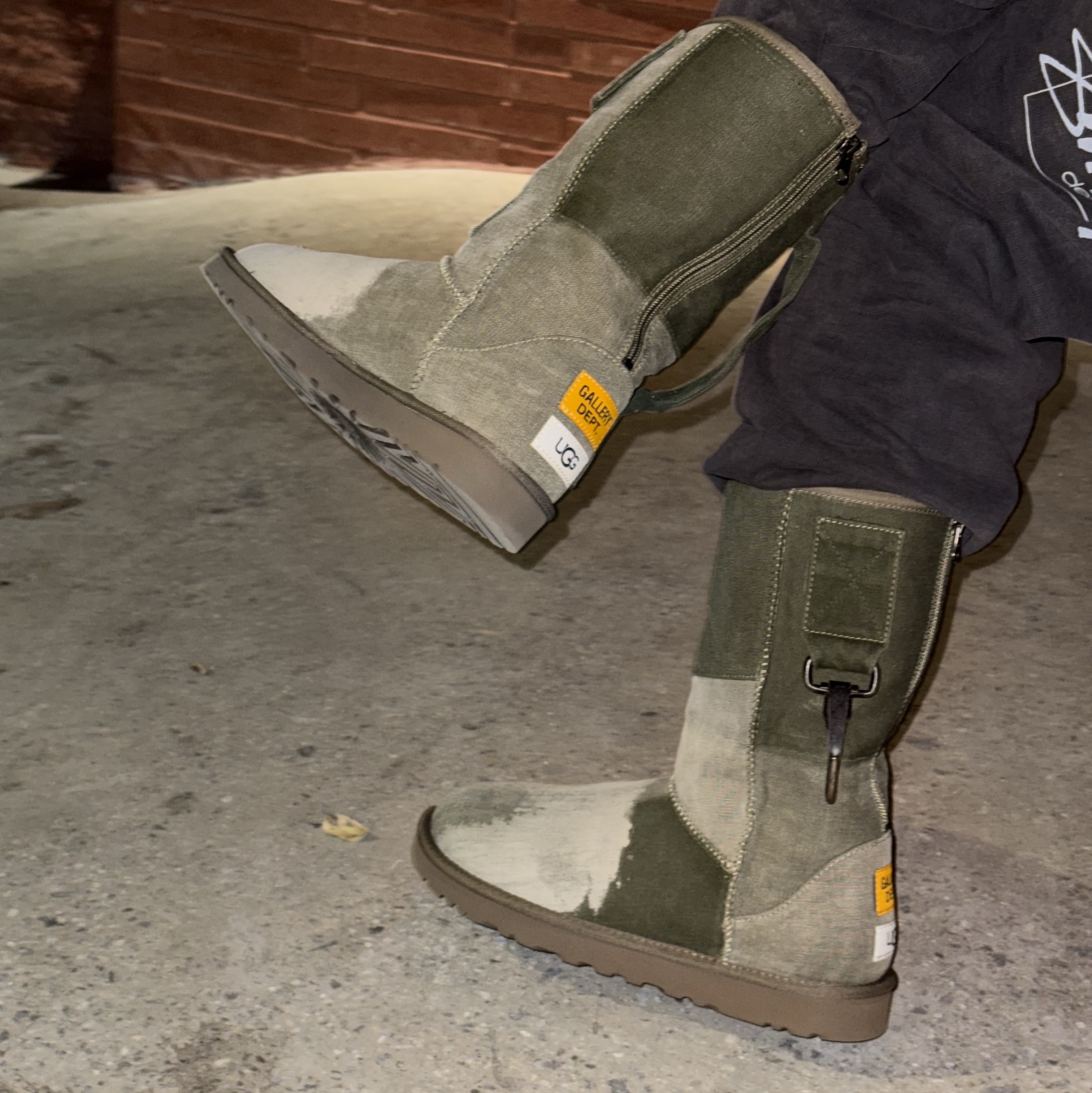 UGG x Gallery Dept. Canvas Boot Green 착용 스타일 - 1