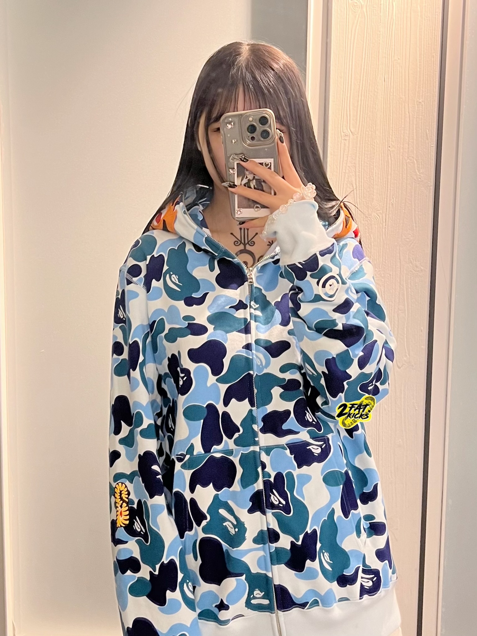 BAPE ABC Camo Tiger Full Zip Hoodie Army Green, BAPE ABC Camo Tiger Full Zip Hoodie Pink 착용 스타일 - 2
