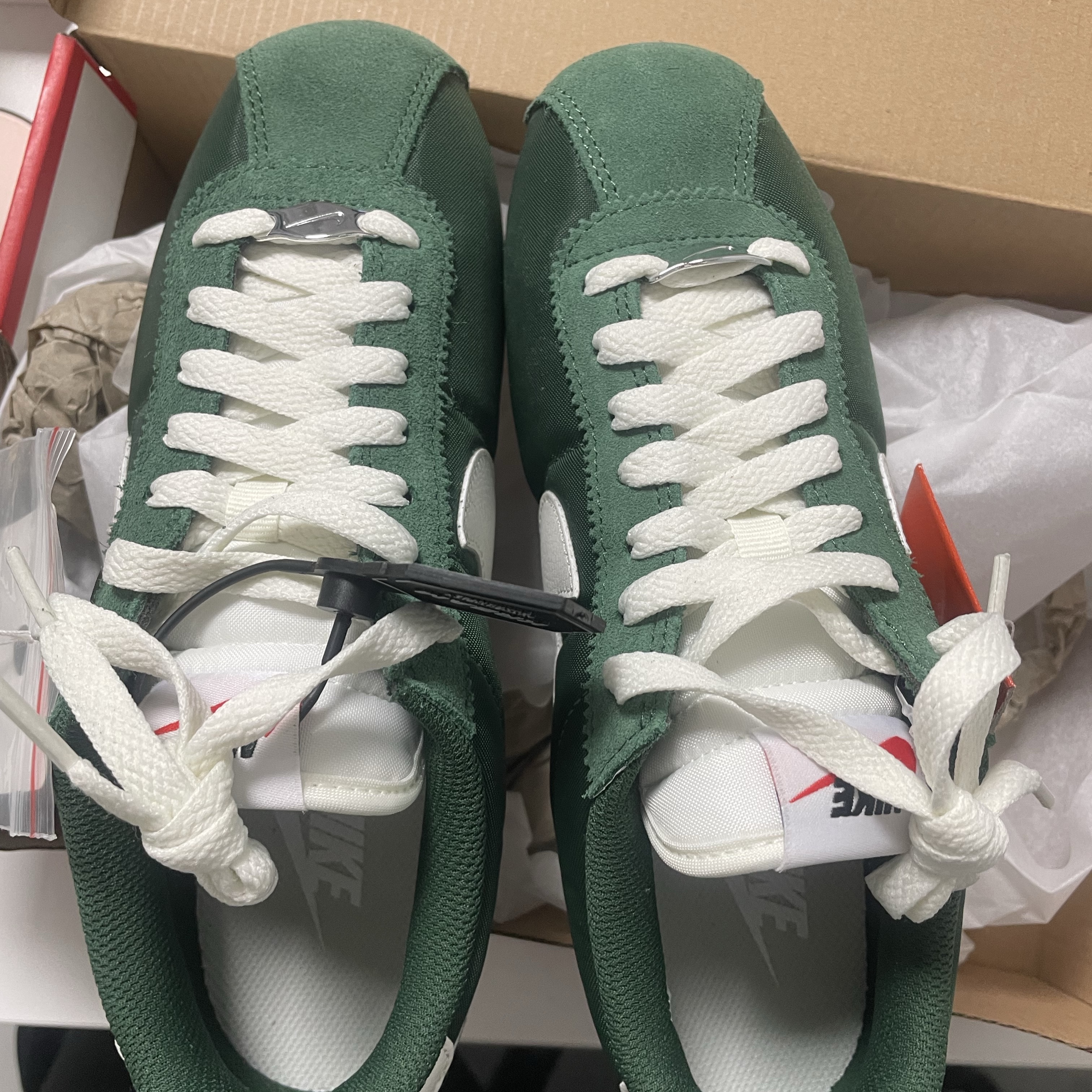 (W) Nike Cortez Fir 착용 스타일