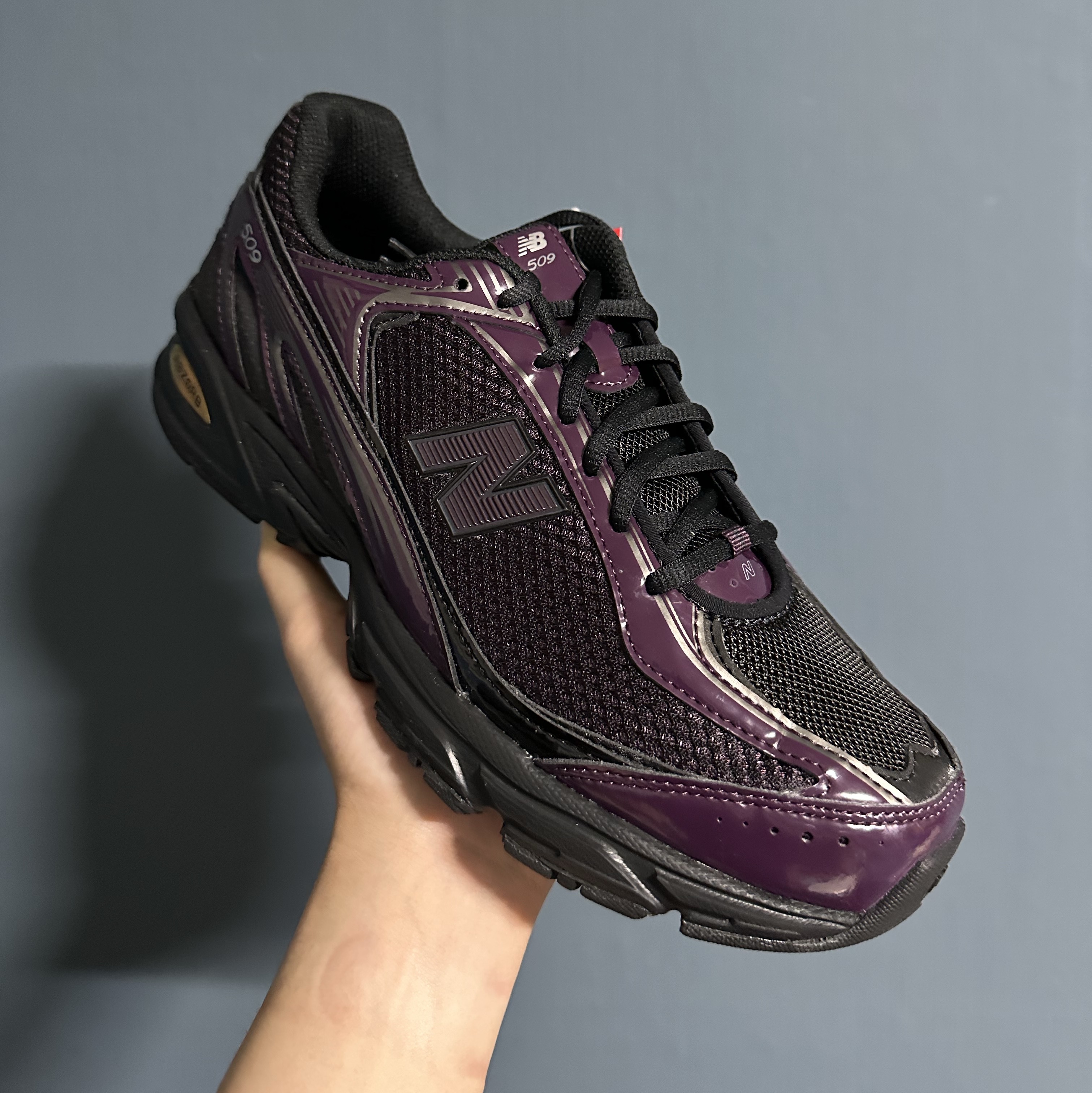 New Balance 509 Purple 착용 스타일 - 2