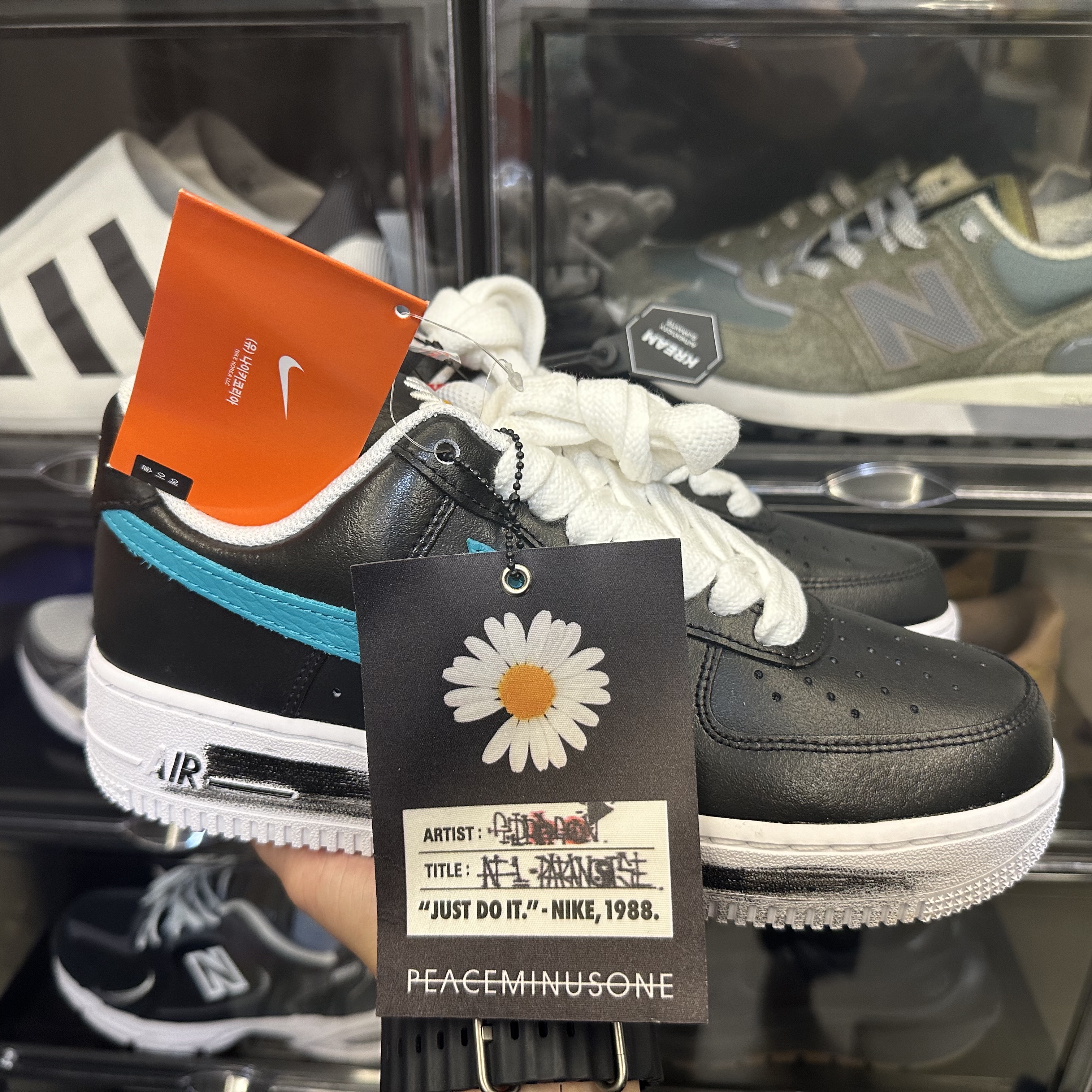 Nike x Peaceminusone Air Force 1 Low Para-Noise 3.0 Black and Multicolor 착용 스타일 - 1
