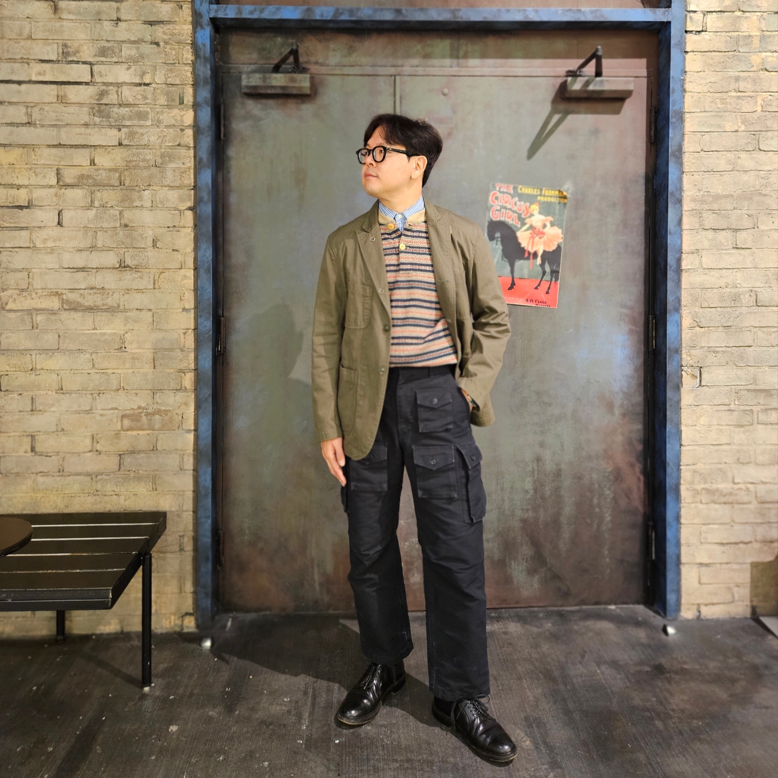 Alden 9901 Cordovan Plain Toe Blucher Oxford Black - D, Engineered Garments Feather PC Twill FA Pants Heather Grey 착용 스타일 - 5