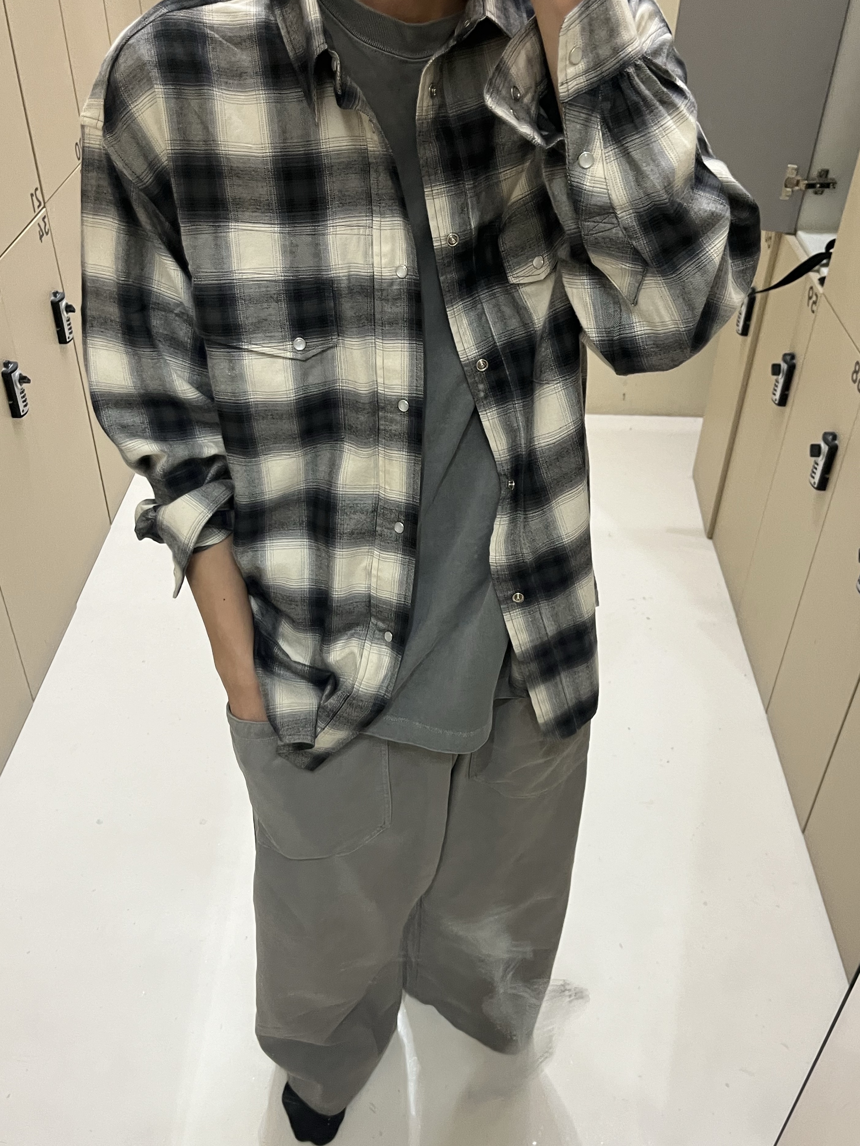 Polyteru Human Index Human Regular 1/2 T-Shirt Dyed Gray, Polyteru Human Index Index Sweatpants Gray 착용 스타일 - 2