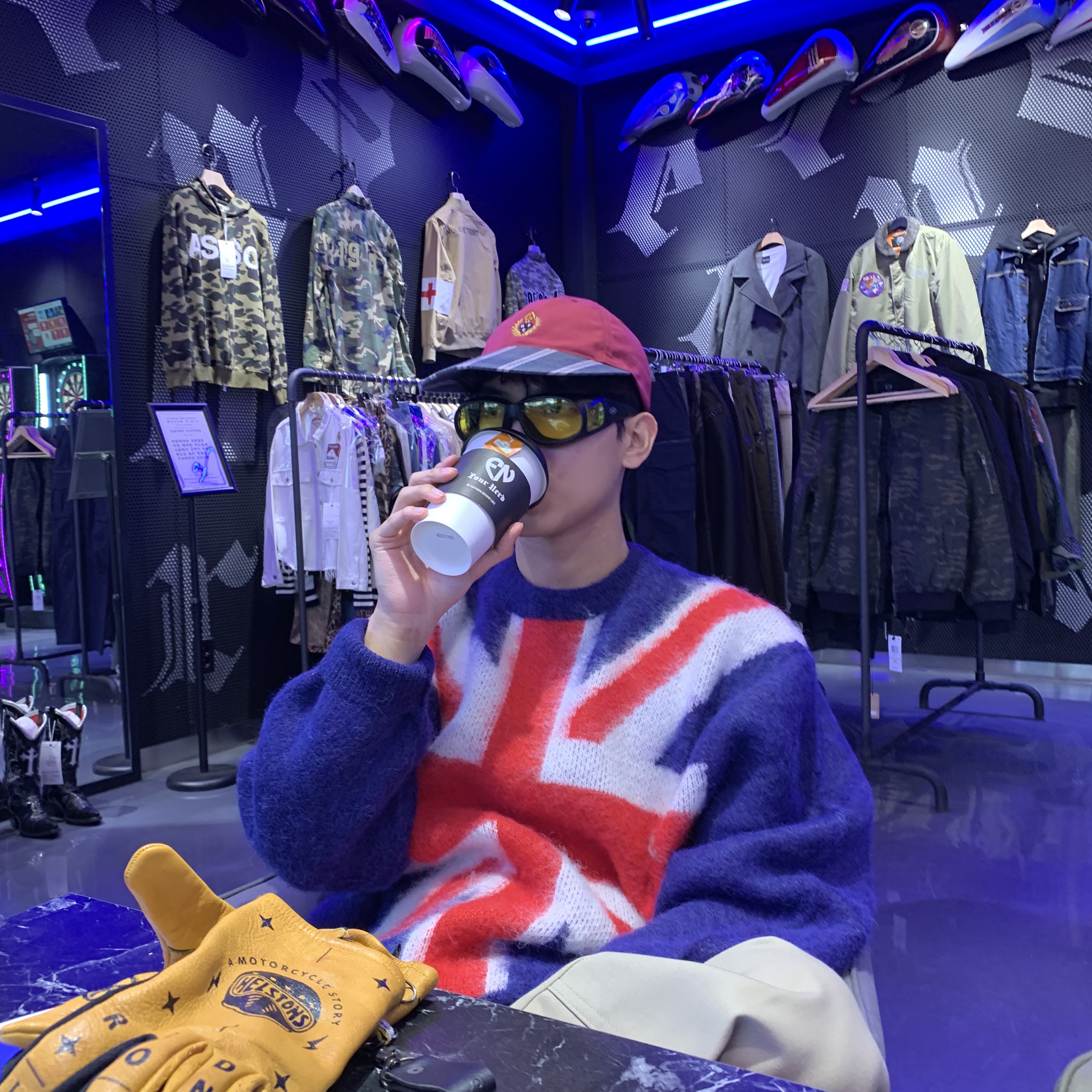 Palace Hairy Flag Knit UK - 24FW 착용 스타일