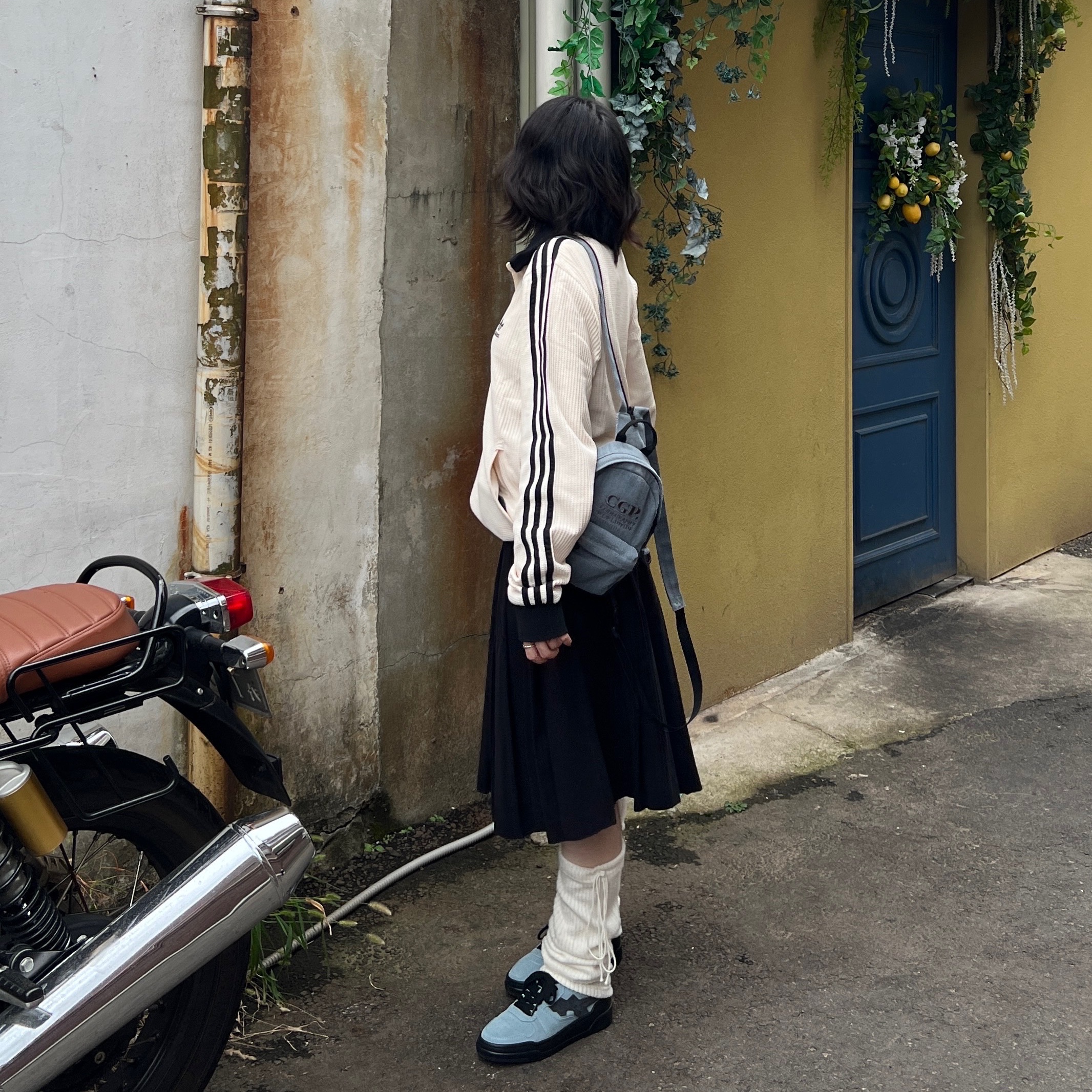Adidas Waffle Beckenbauer Track Top Wonder White - KR Sizing 착용 스타일 - 2