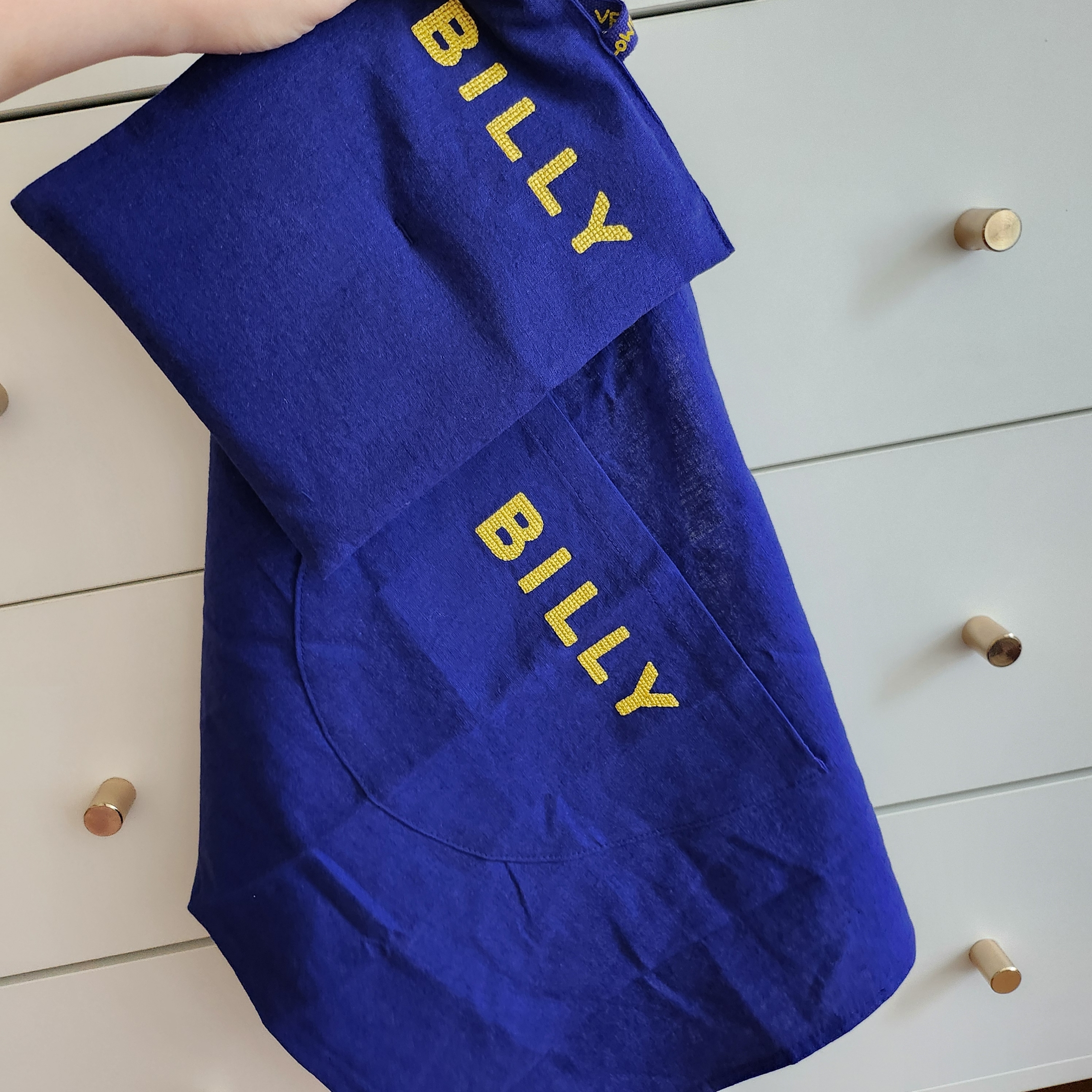 Vegetable Flower Studio Billy Short Apron 착용 스타일