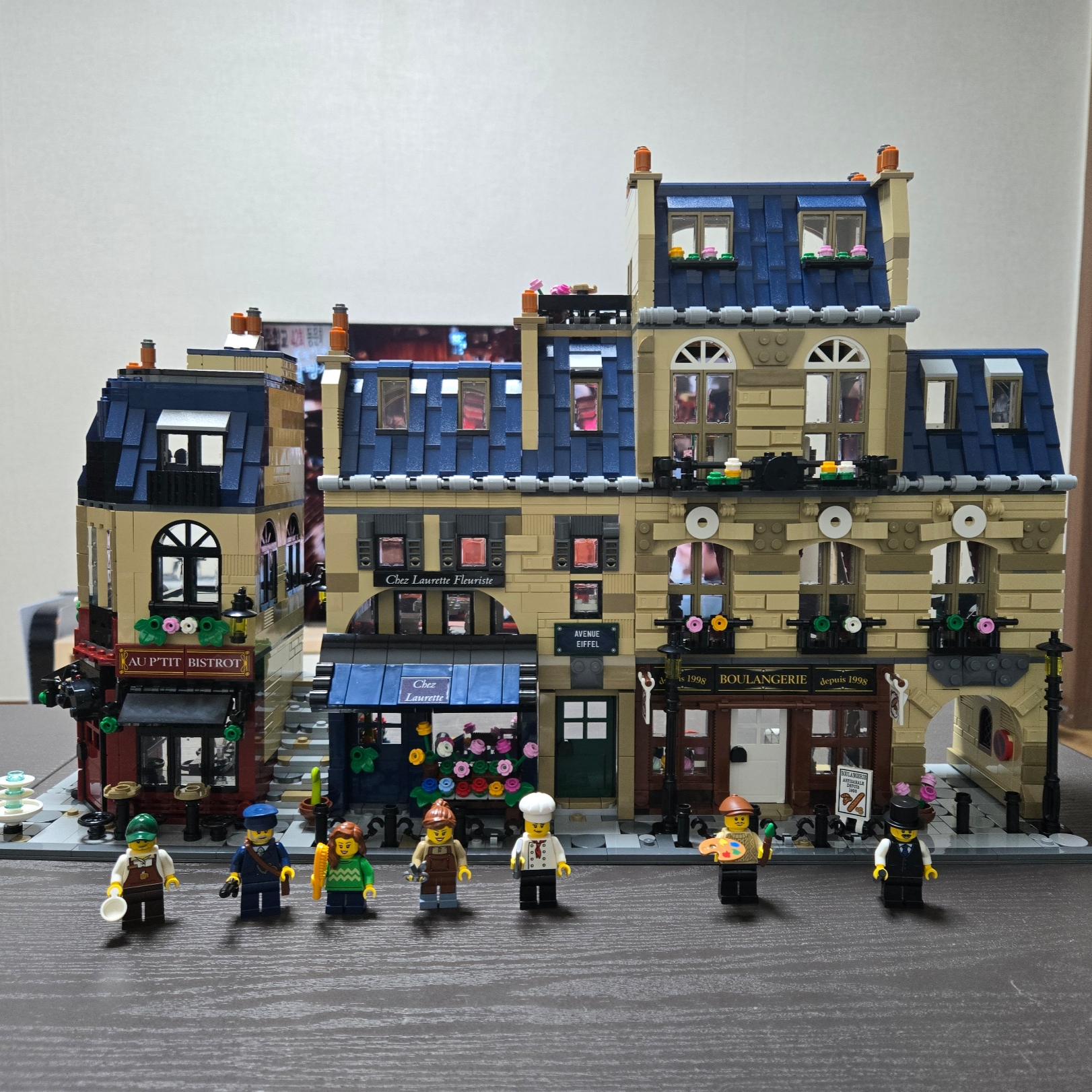 Lego Parisian Street 착용 스타일 - 3