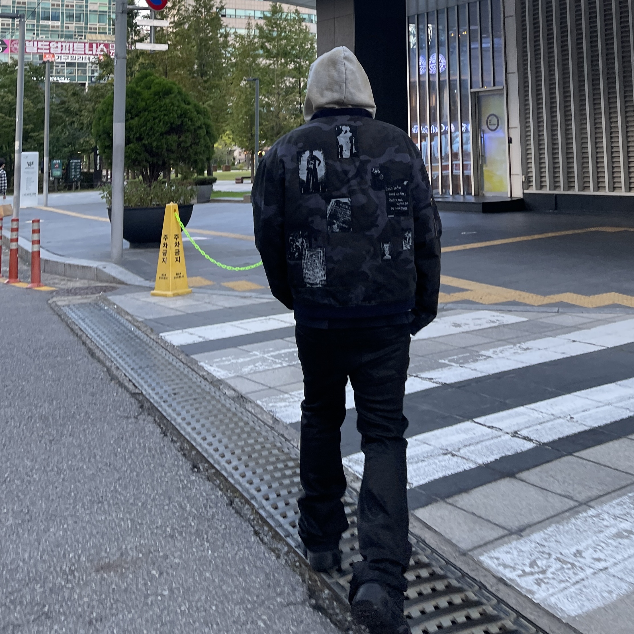 Undermycar Ring Multi Rings Flared Coating Jeans Pavement - 23FW, Dr. Martens x Rick Owens 1460 DMXL Jumbo Lace Boots Black 착용 스타일 - 4