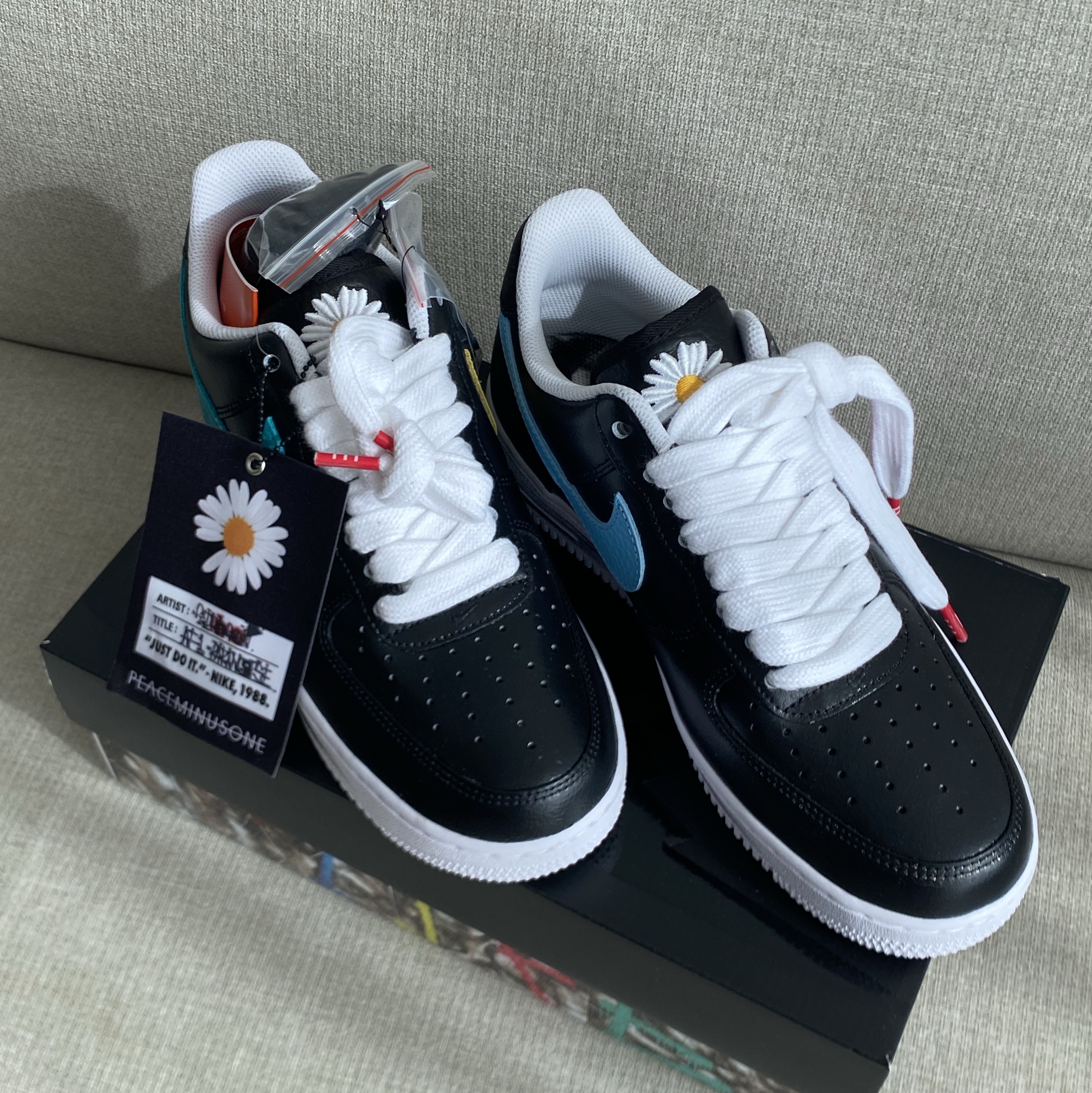 Nike x Peaceminusone Air Force 1 Low Para-Noise 3.0 Black and Multicolor 착용 스타일