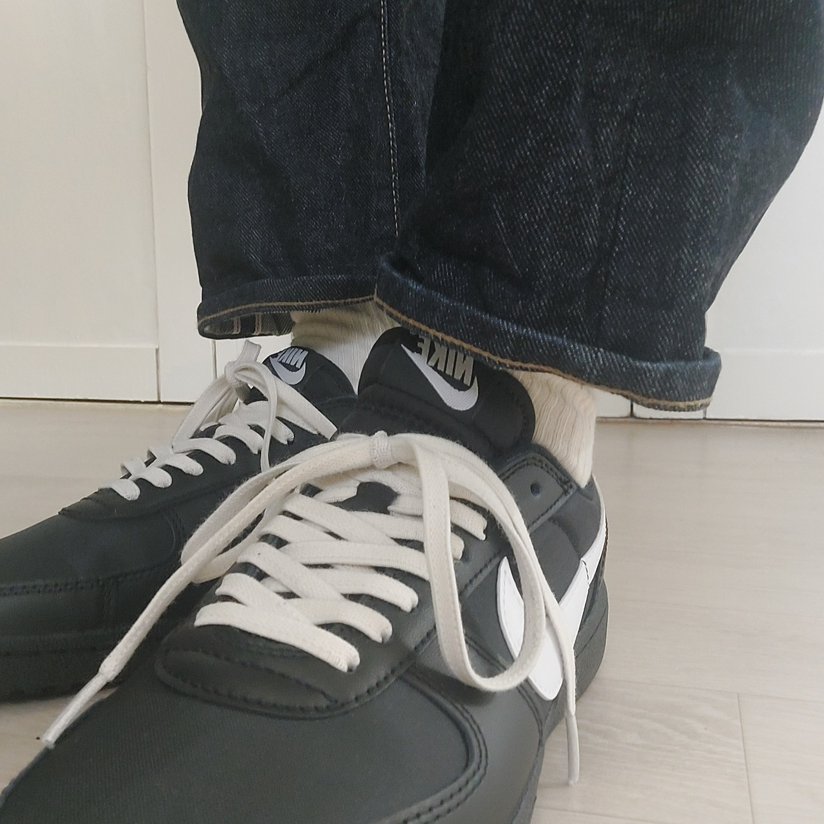 Nike Field General 82 SP Black and White 착용 스타일