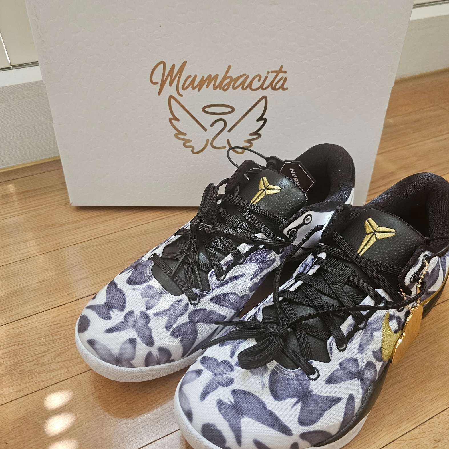 Nike Kobe 8 Protro Mambacita 착용 스타일