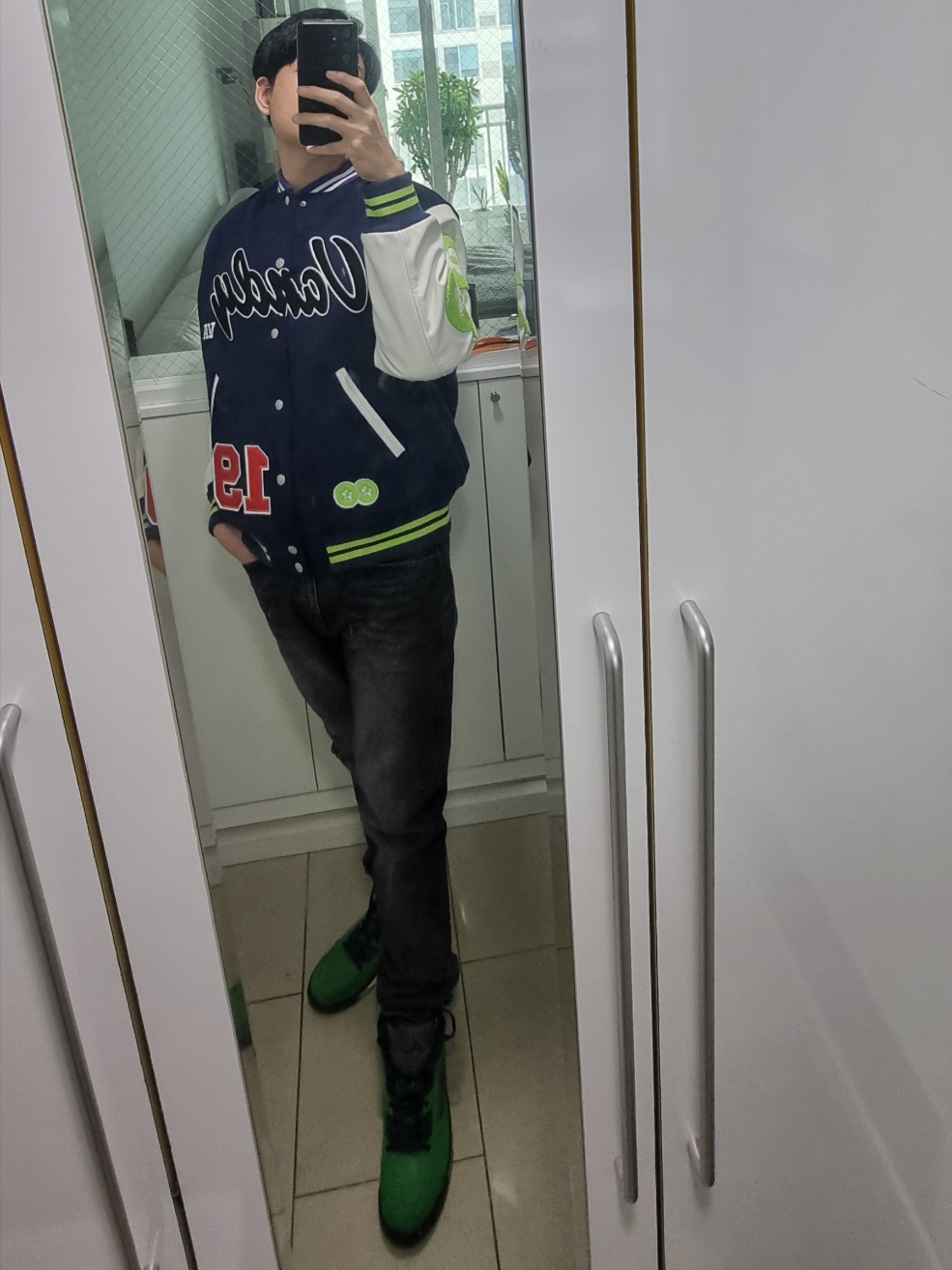 Vandy The Pink Racing Varsity Jacket Navy, Jordan 5 Retro SE Oregon 착용 스타일 - 1