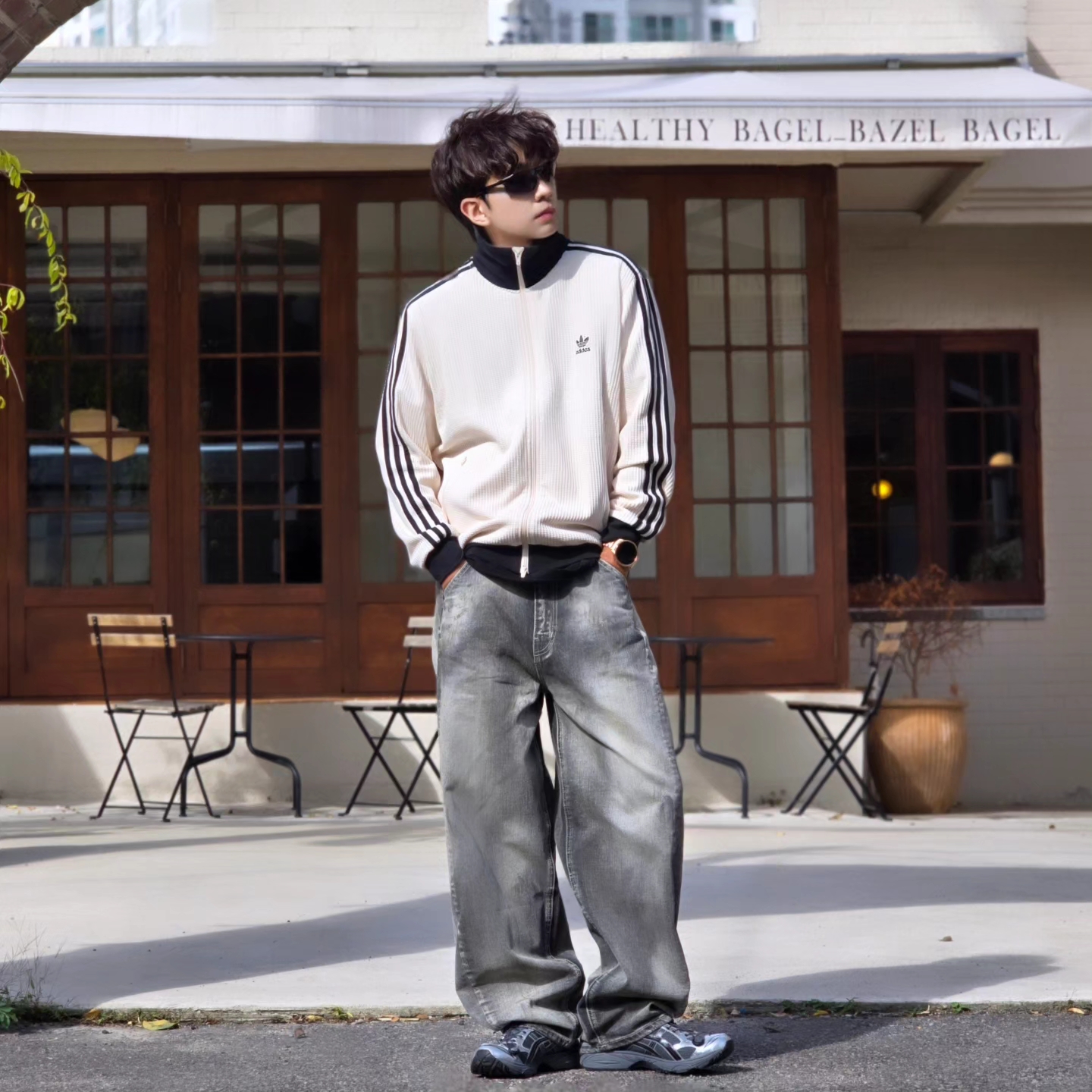 Adidas Waffle Beckenbauer Track Top Wonder White - KR Sizing, Asics x Unaffected Gel-Kayano 14 Silver Moon 착용 스타일 - 7