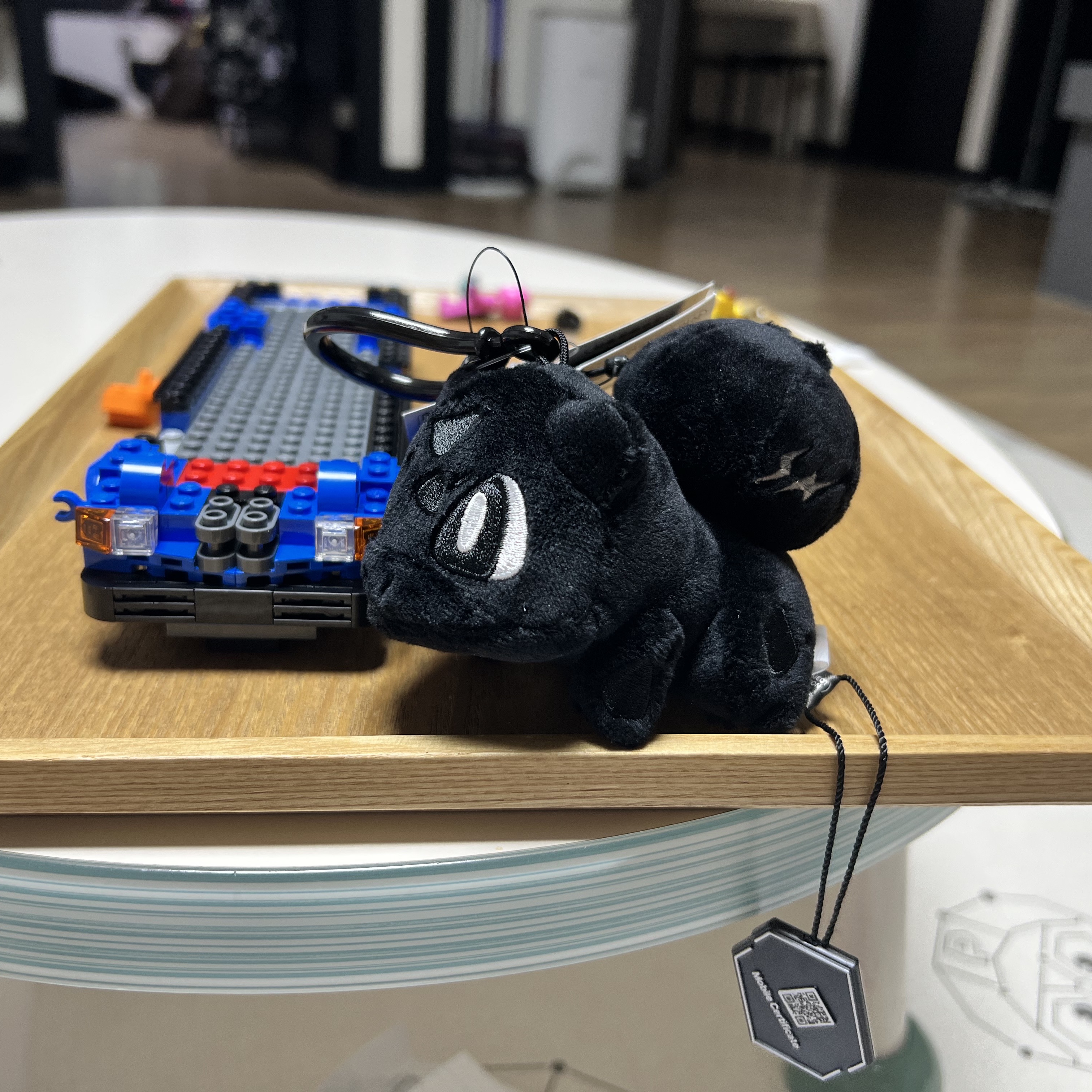 Fragment x Pokemon INN Thunderbolt Project TBP Mascot Key Ring Fushigidane Black 착용 스타일 - 2