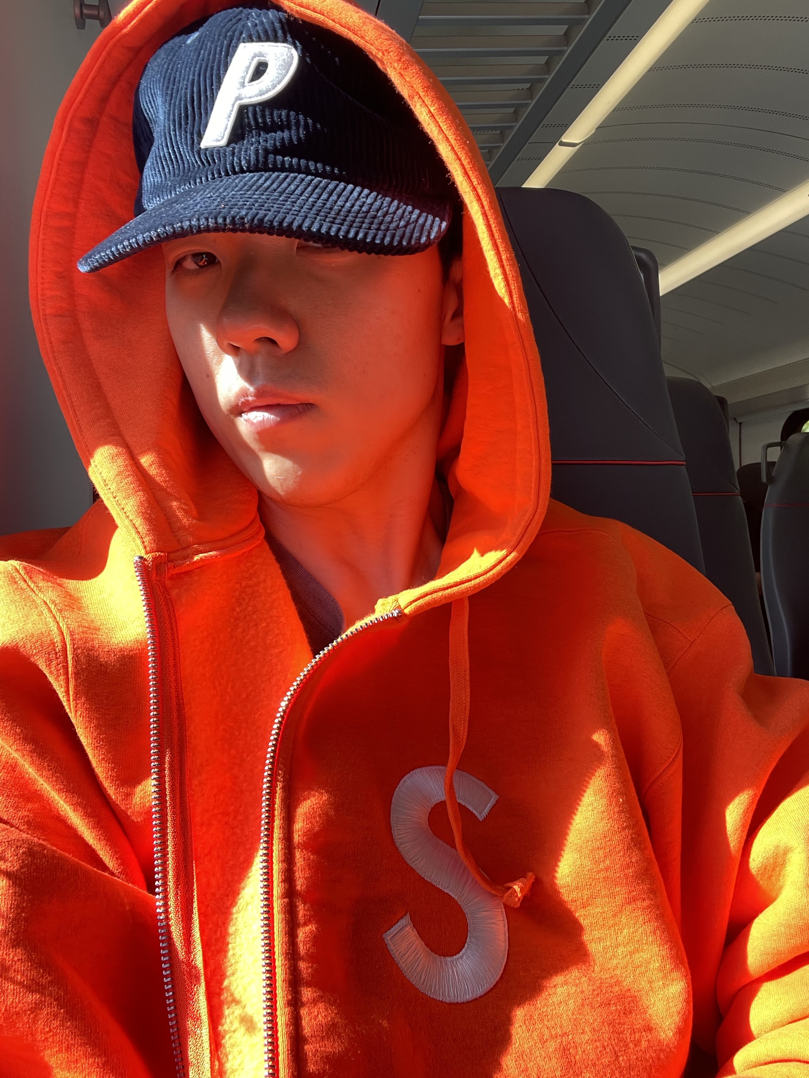 Supreme S Logo Zip Up Hooded Sweatshirt Bright Orange - 24FW ์ฐฉ์ฉ ์คํ์ผ - 1