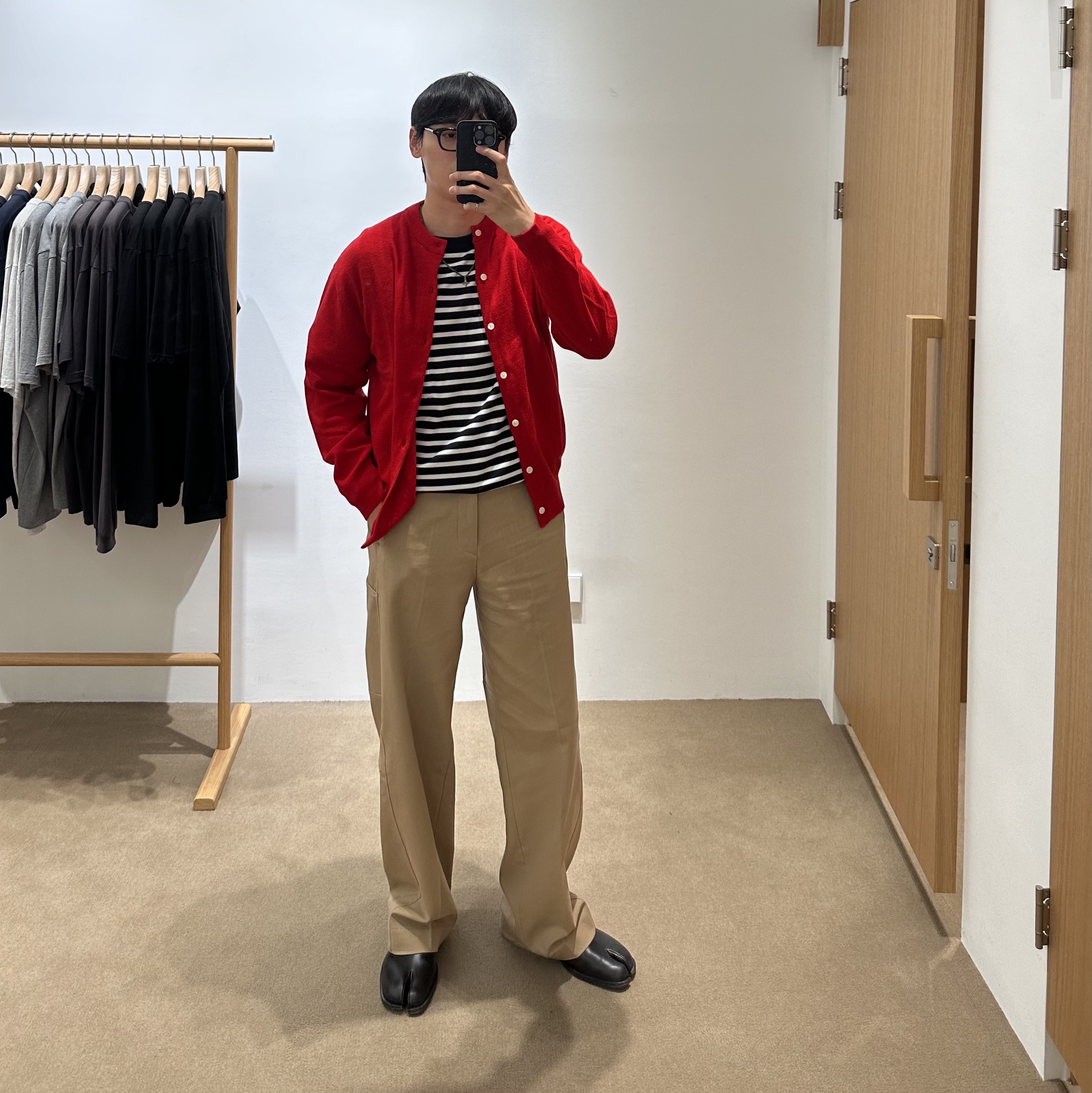 Maison Margiela Tabi Lace-Up Shoes Black 착용 스타일 - 1