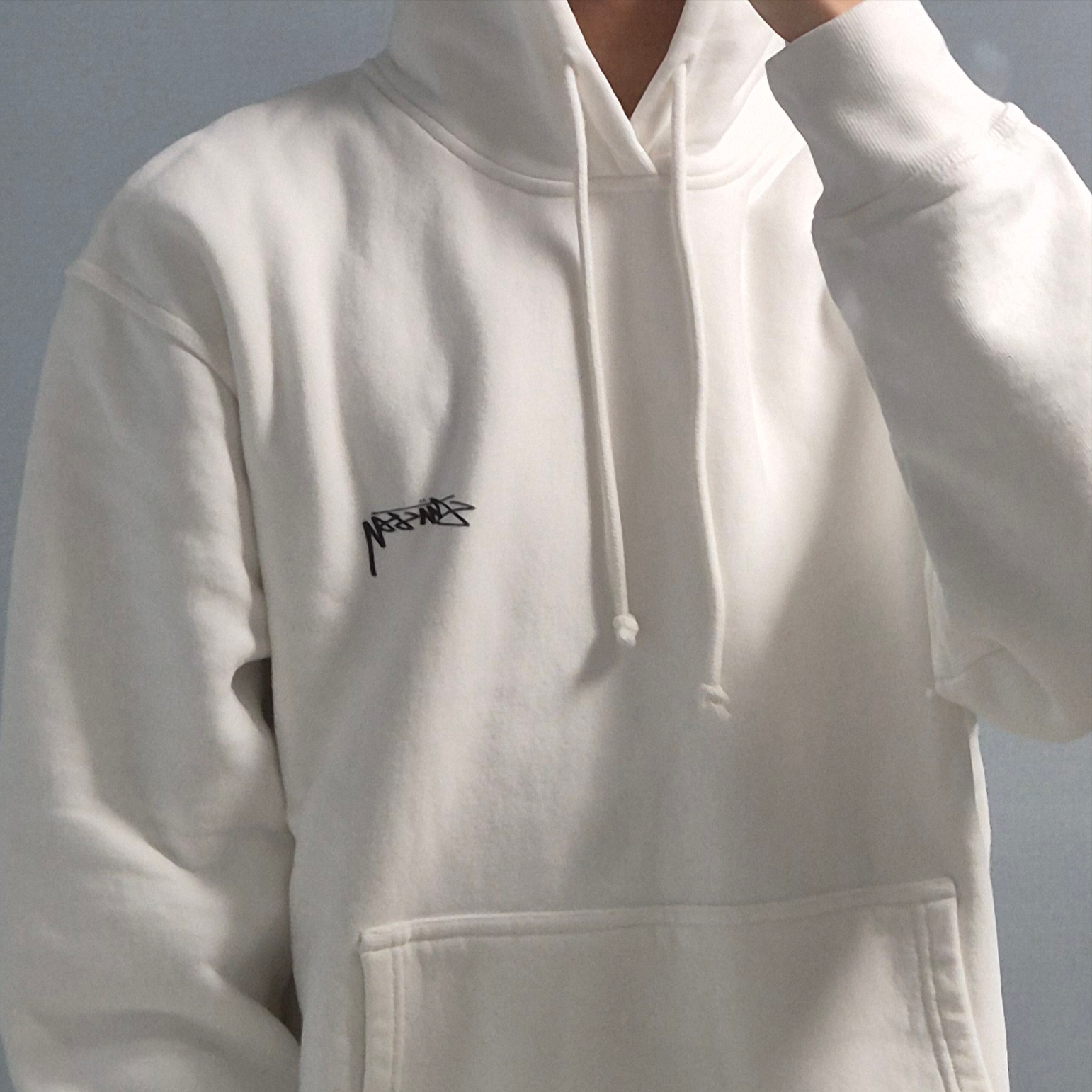 Stussy Smooth Stock Pigment Dyed Hoodie Natural 착용 스타일 - 2