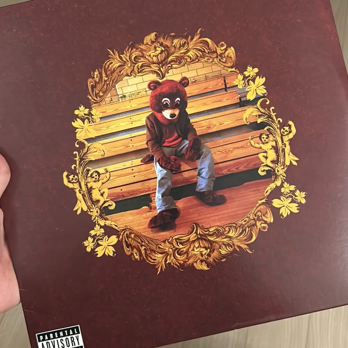 Kanye West Late Registration LP Black (2LP), Kanye West The College Dropout LP Black (2LP) 착용 스타일 - 1