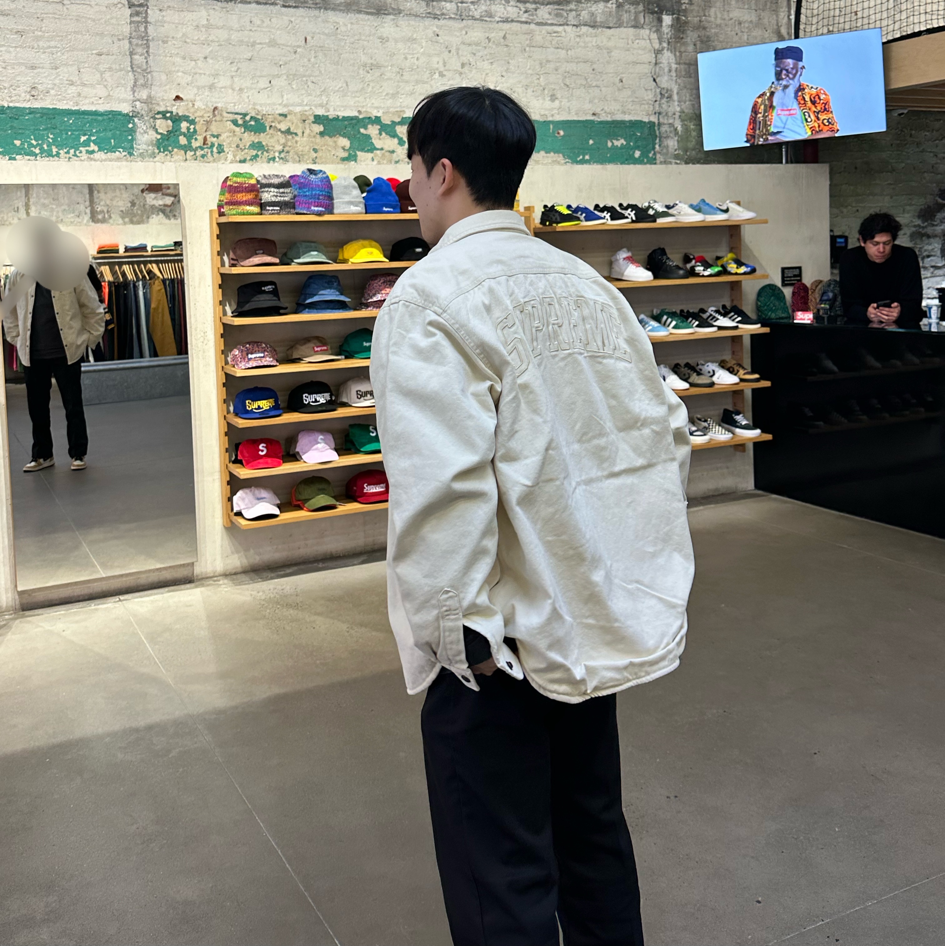 Supreme Waffle Small Box Sweater  White - 24FW 착용 스타일