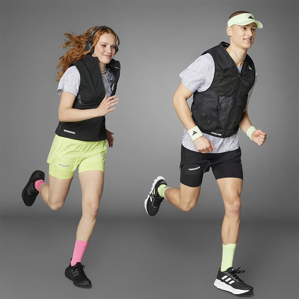 Adidas Ultimate Pocket Vest Black - US Sizing 착용 스타일 - 3