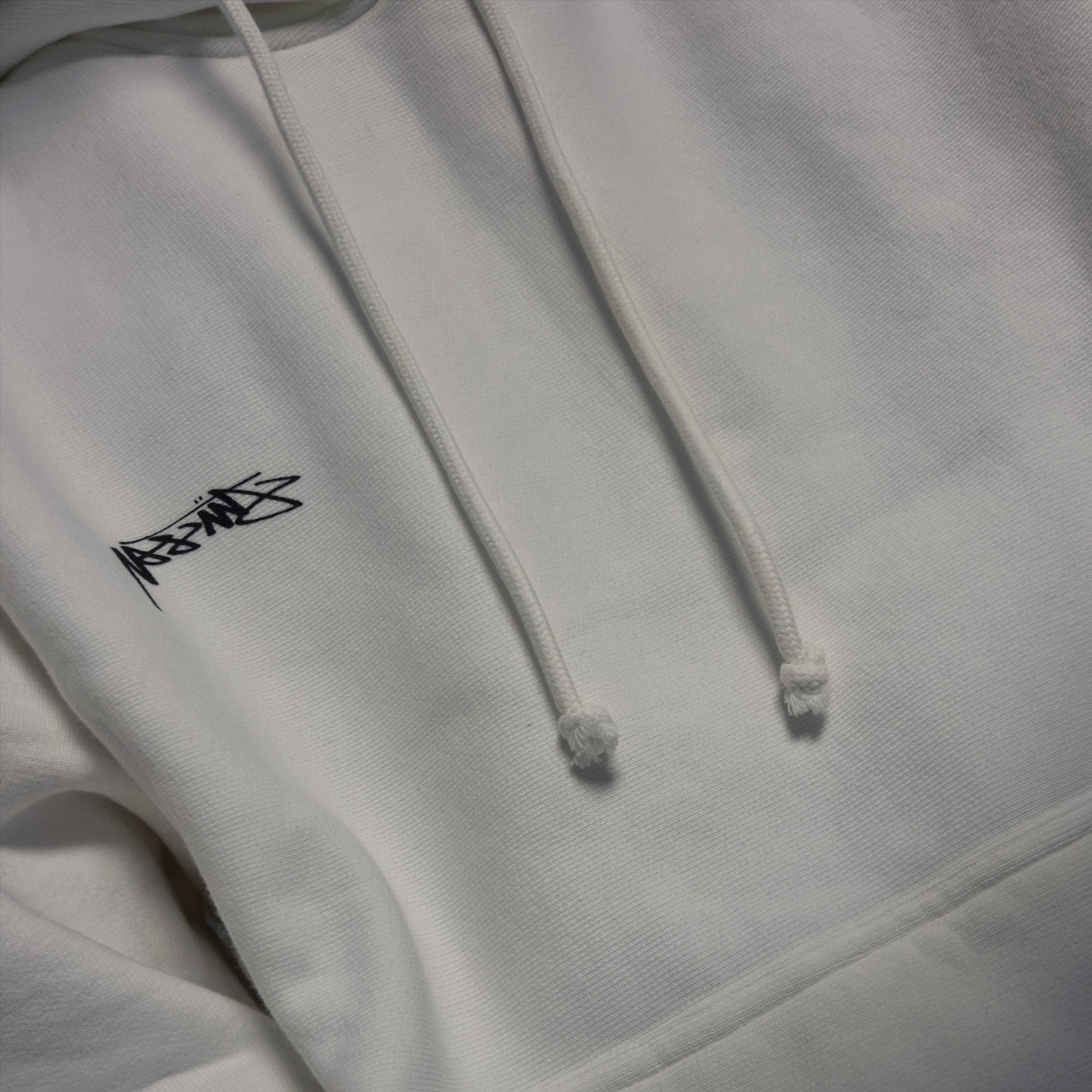 Stussy Smooth Stock Pigment Dyed Hoodie Natural 착용 스타일 - 3