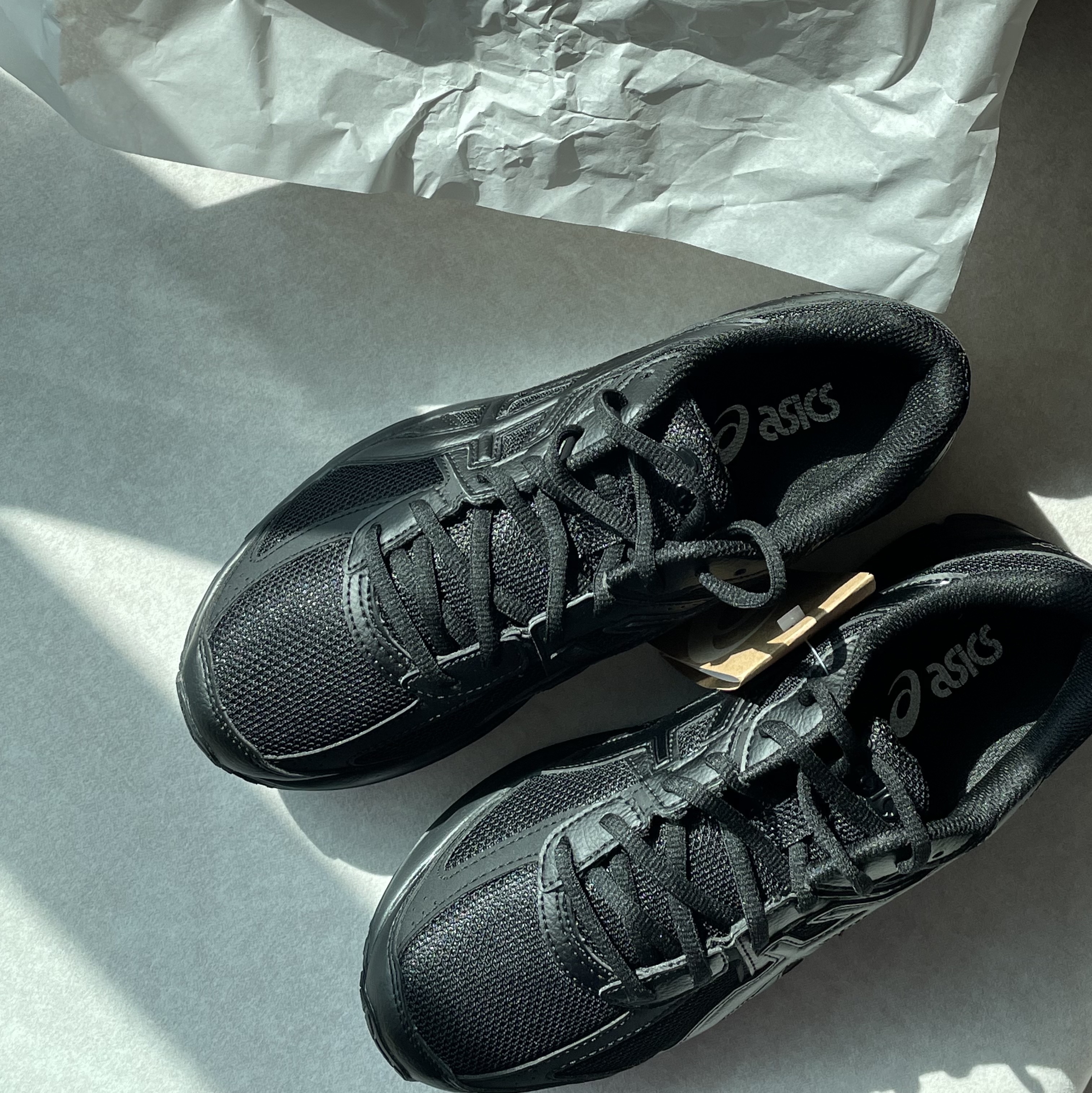 Asics Jog 100 S Black - 2E Wide 착용 스타일 - 2