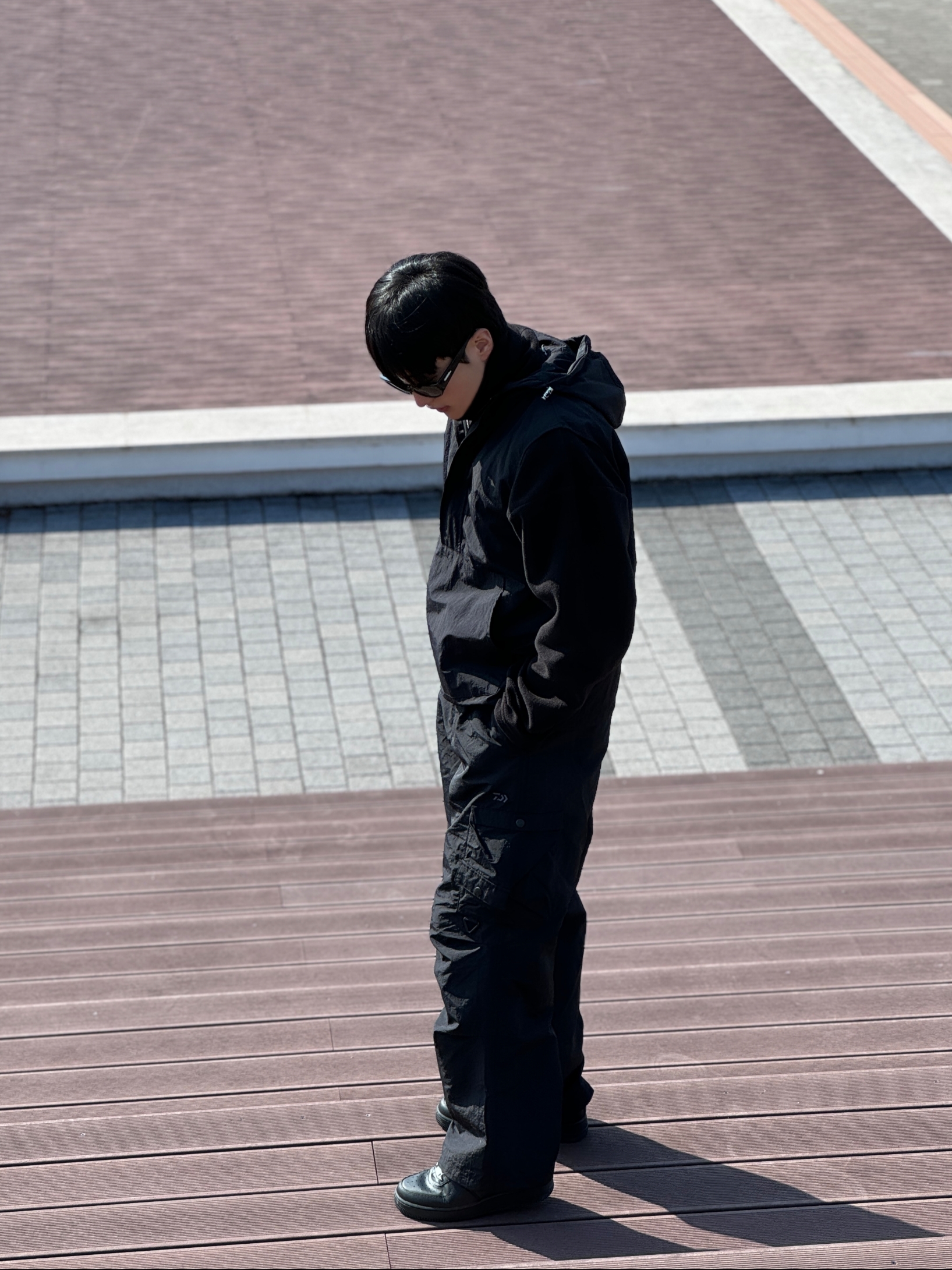 Nike x Supreme Air Force 1 Low Black 착용 스타일 - 3