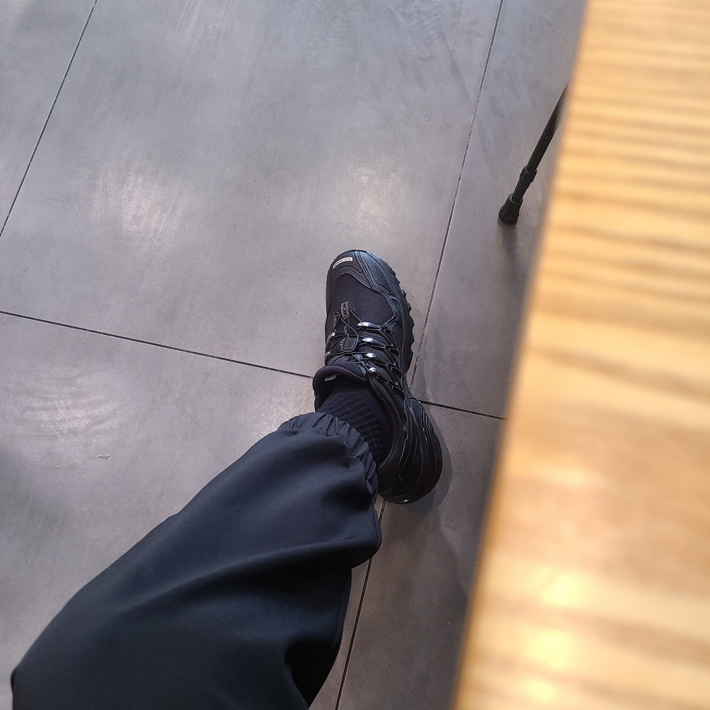 Salomon ACS + Black Silver 착용 스타일