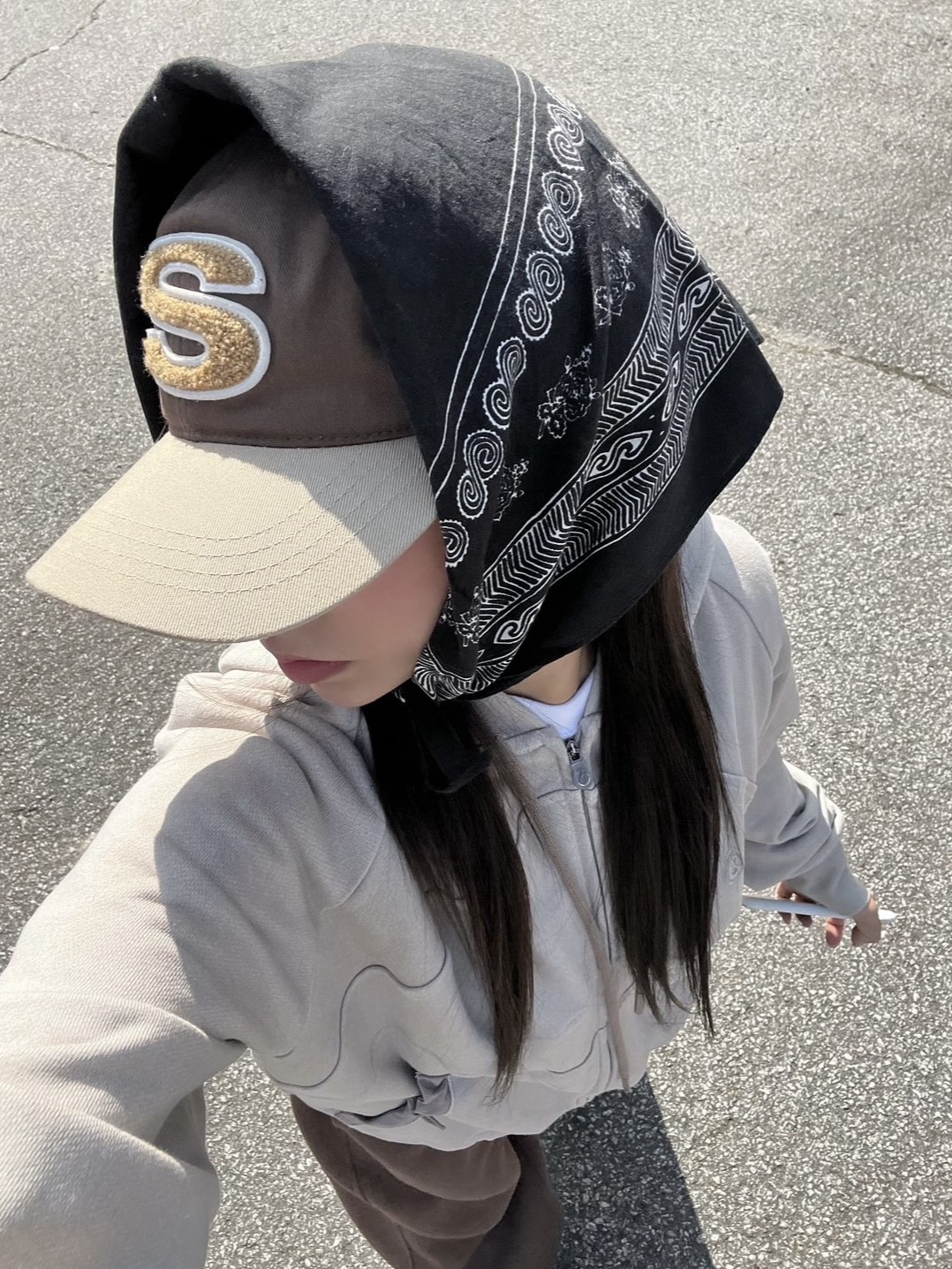 Coyseio String Pocket Hood Zip-Up Sand, Stussy Chenille S Low Pro Cap Brown 착용 스타일