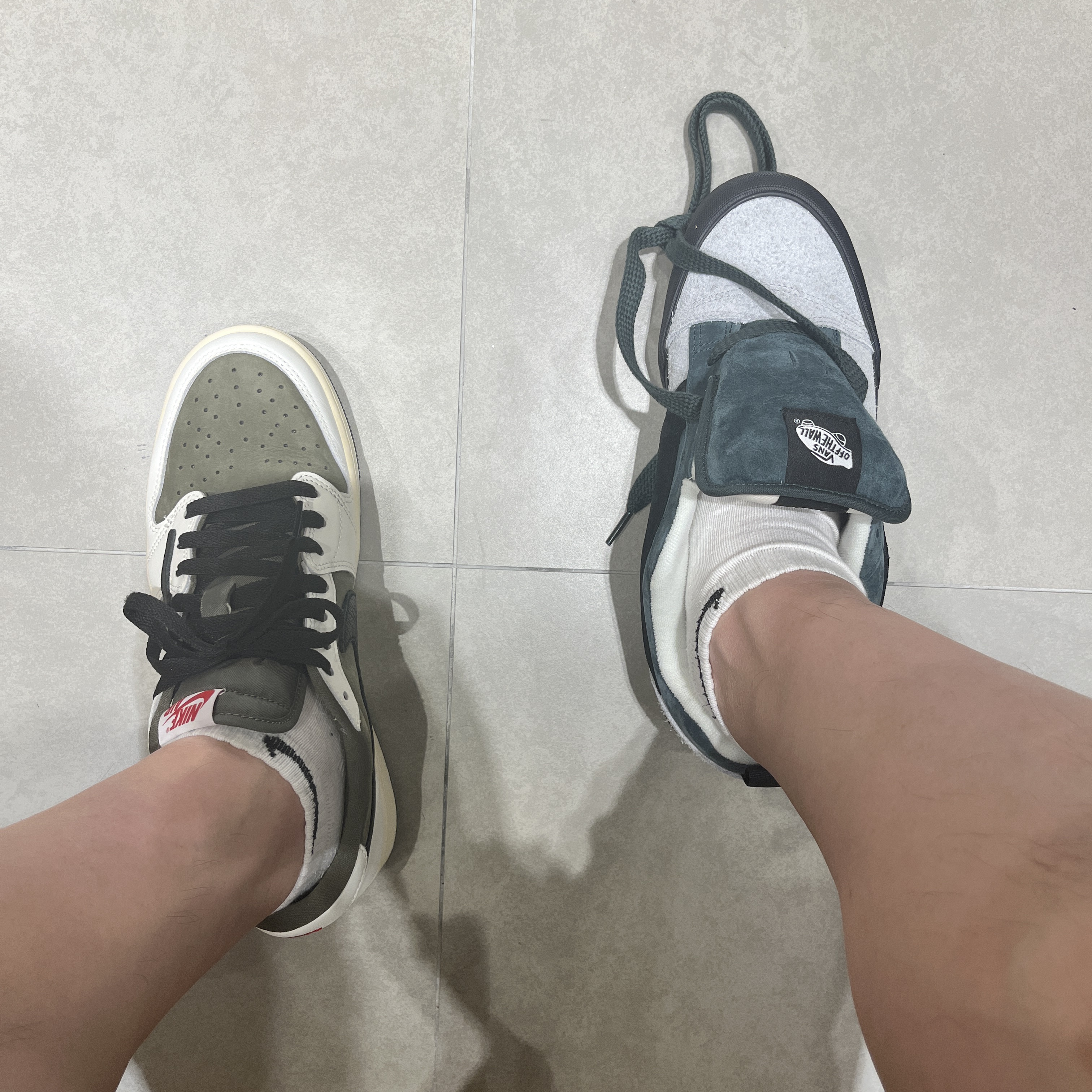 Jordan 1 x Travis Scott Retro Low OG SP Reverse Olive, Supreme x Nike Denim Short Indigo - 24SS 착용 스타일 - 8
