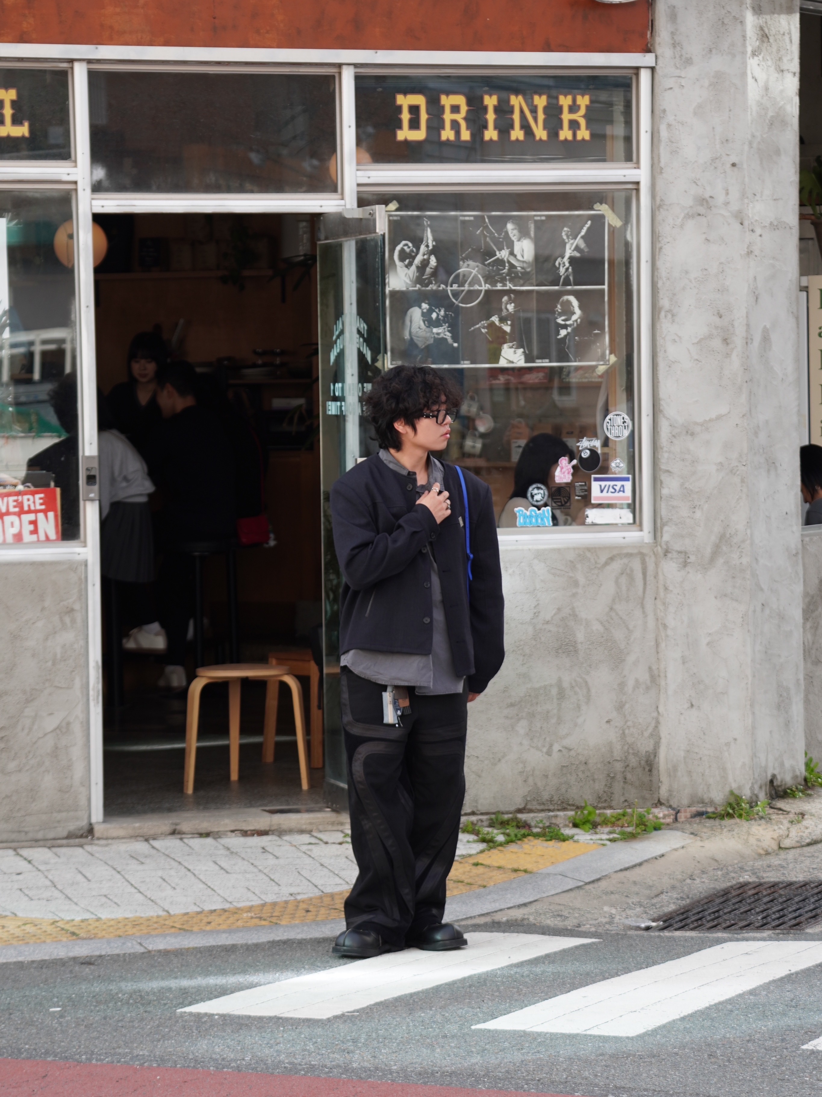 Haleine Round Neck 3D Wool Blazer Jacket Black, Gentle Monster x Maison Margiela MM114 Black Clear 착용 스타일 - 1