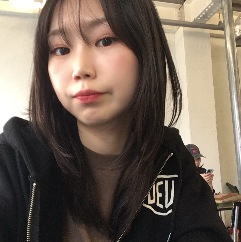 Deus Ex Machina Seoul College Hooded Jacket Black 착용 스타일