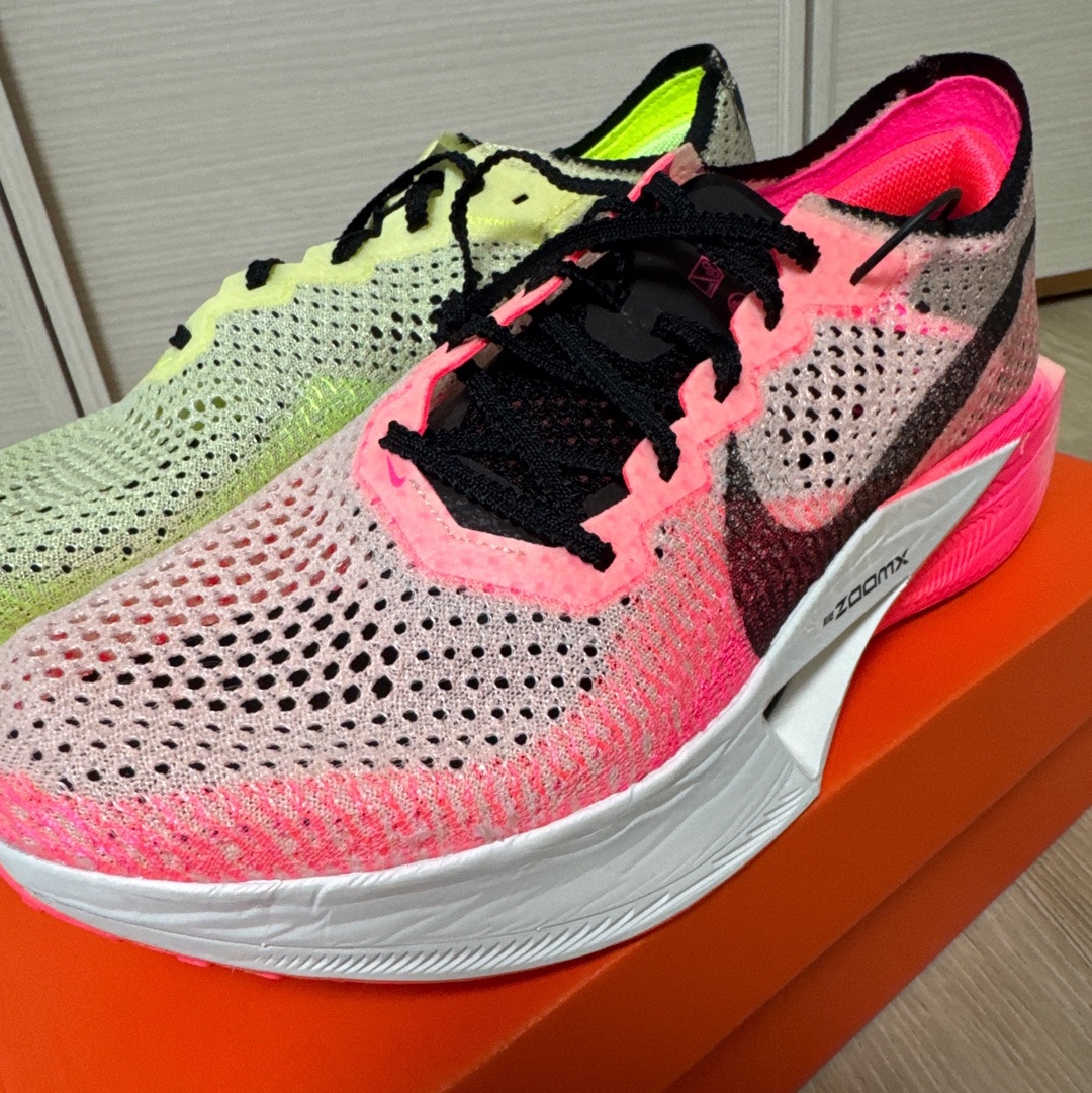 Nike ZoomX Vaporfly Next% 3 FK Luminous Green Black 착용 스타일